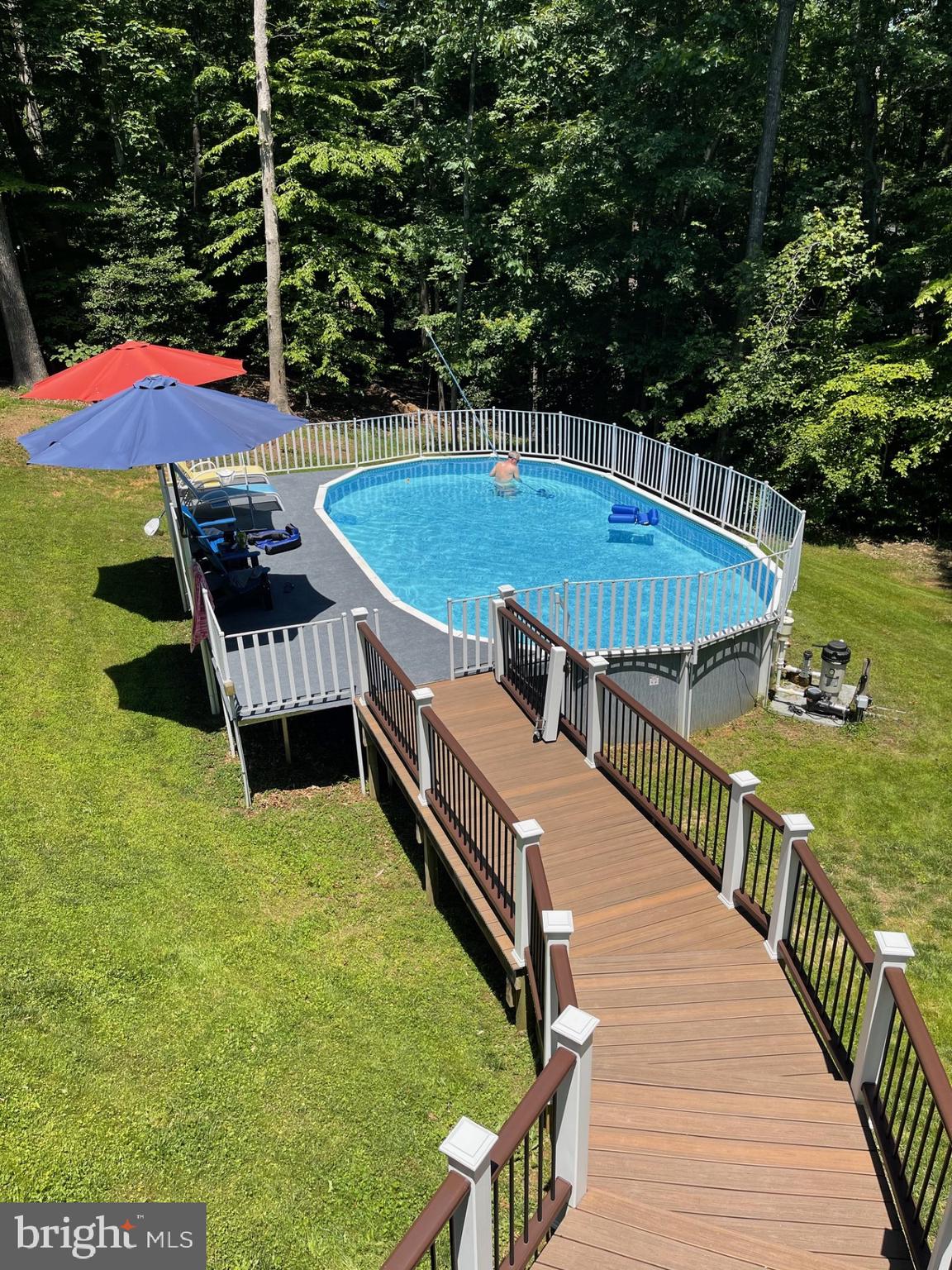 LAUREL RIDGE - Residential