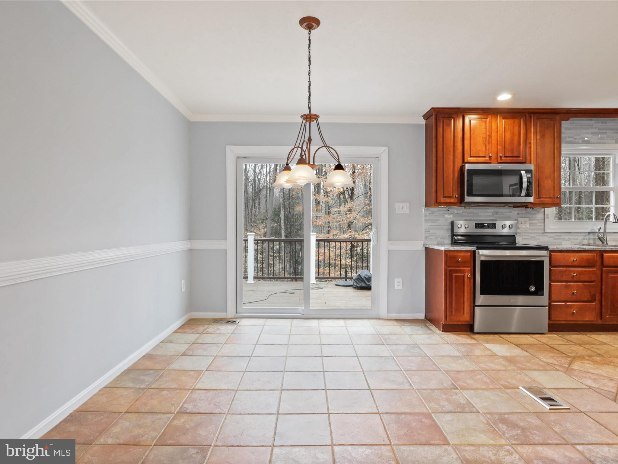 LAUREL RIDGE - Residential