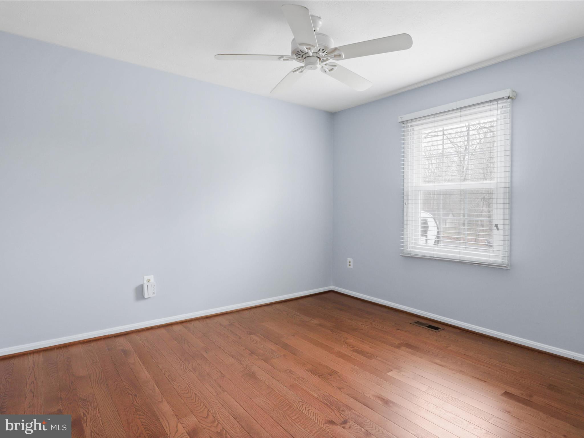 LAUREL RIDGE - Residential