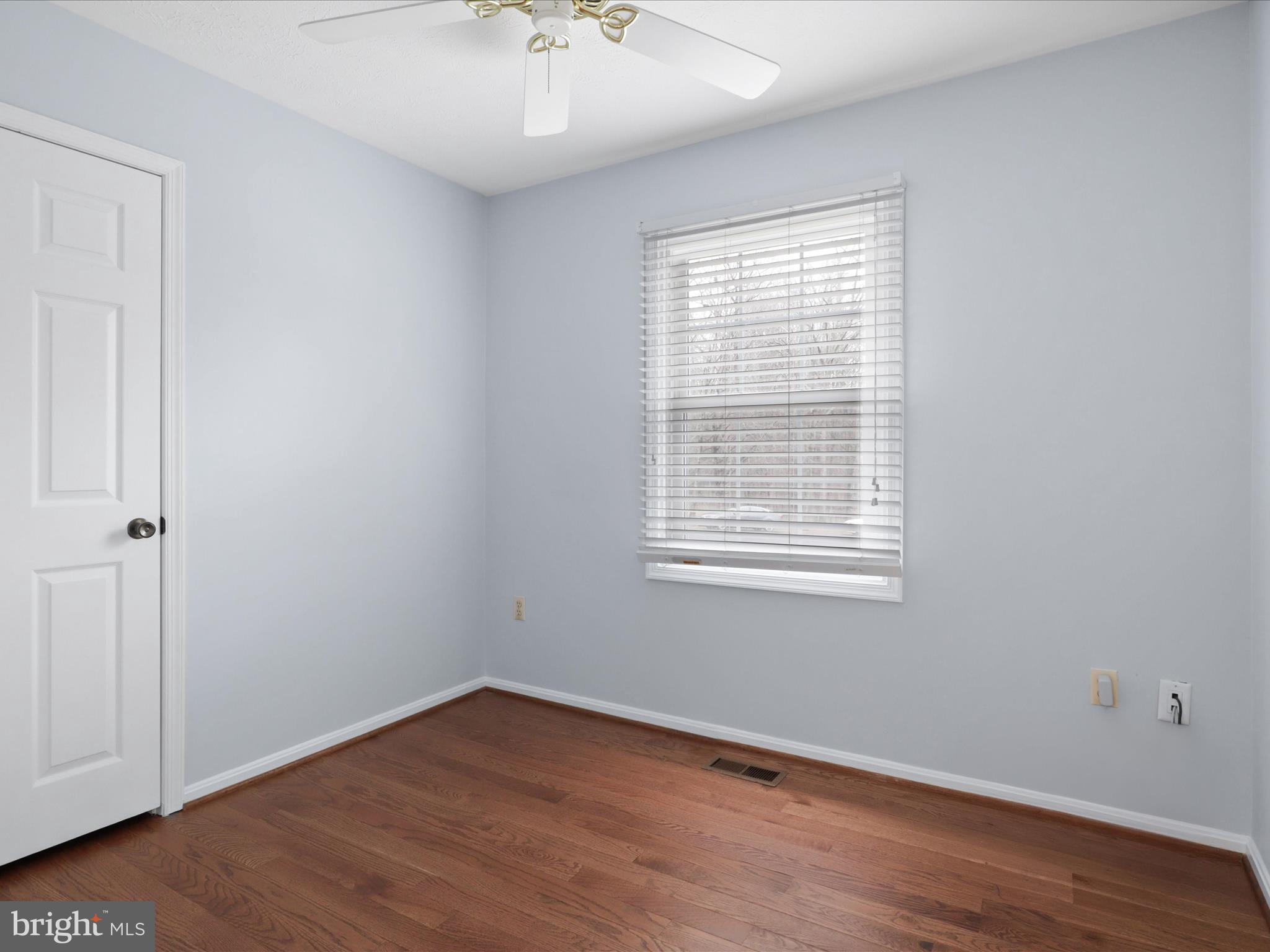 LAUREL RIDGE - Residential