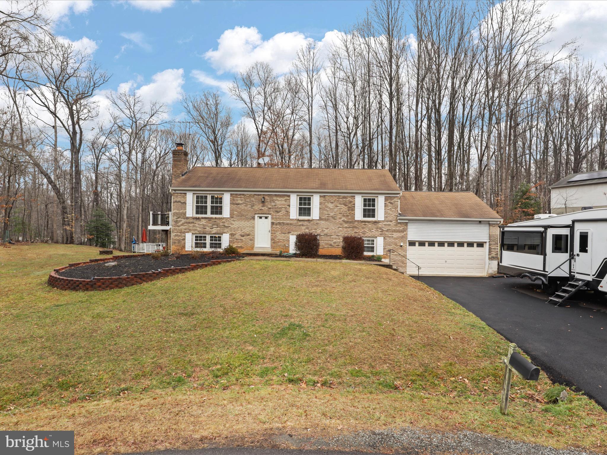 LAUREL RIDGE - Residential