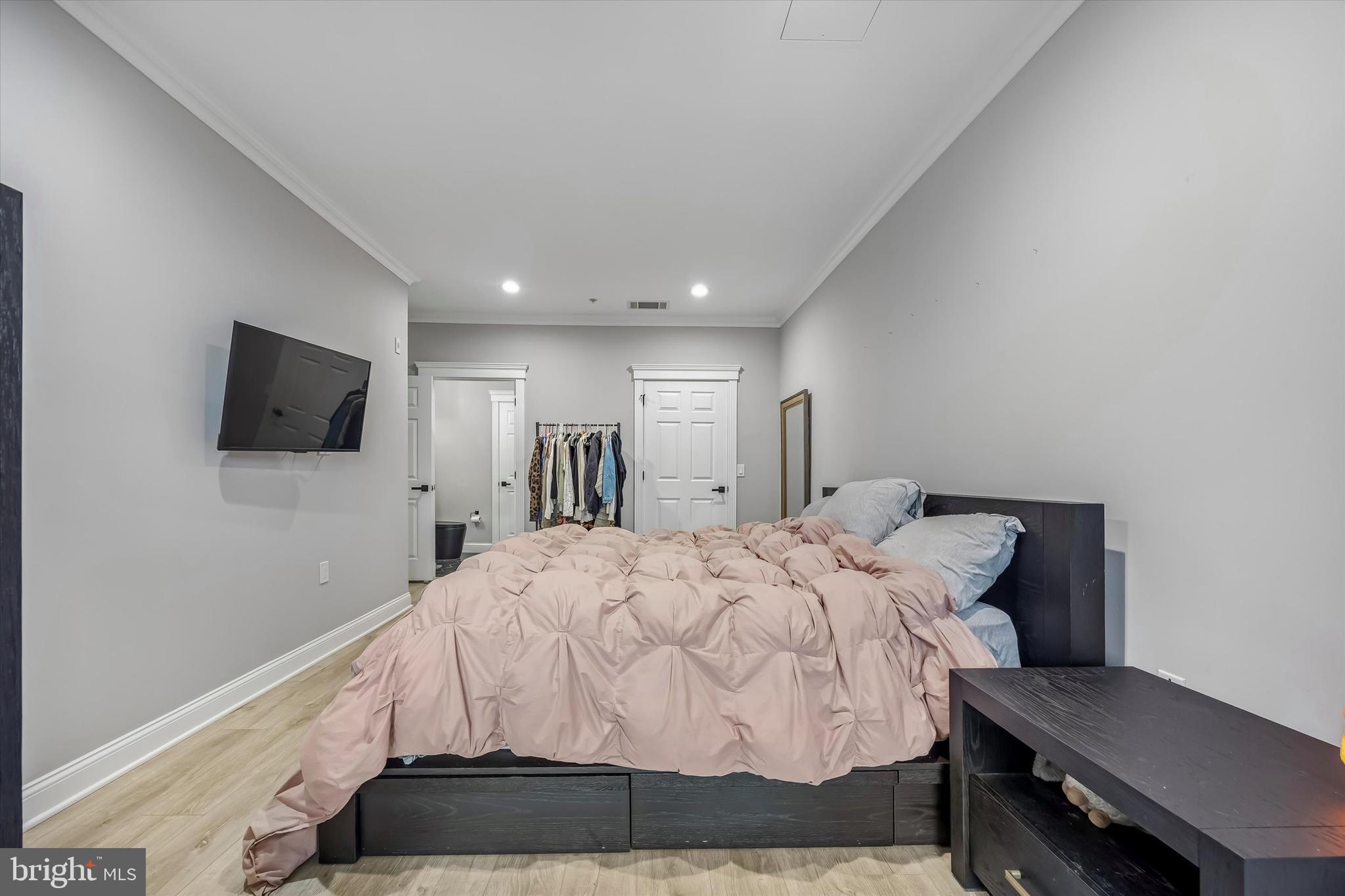 THE GRANDE AT RIVERVIEW - Residential