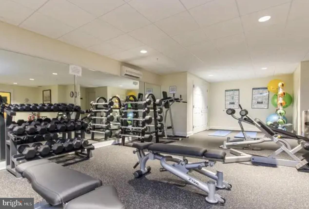 THE GRANDE AT RIVERVIEW - Residential