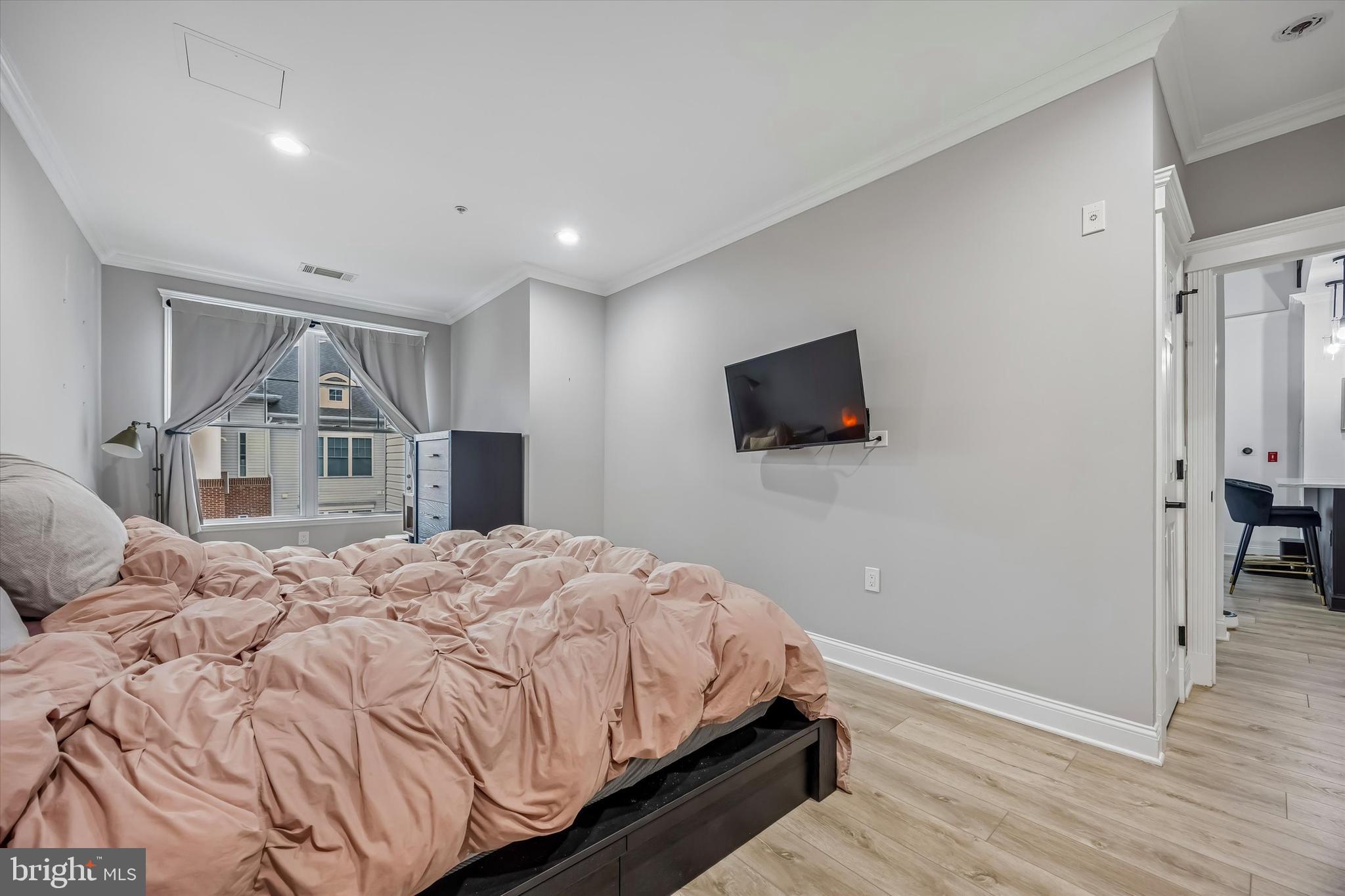 THE GRANDE AT RIVERVIEW - Residential