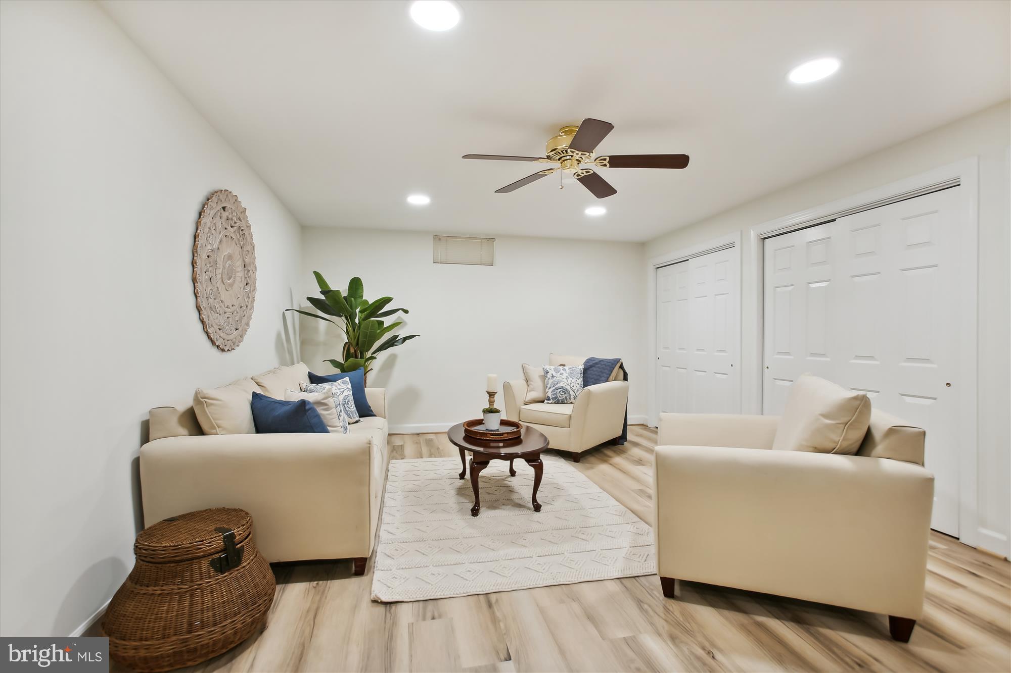 MADRILLON ESTATES - Residential