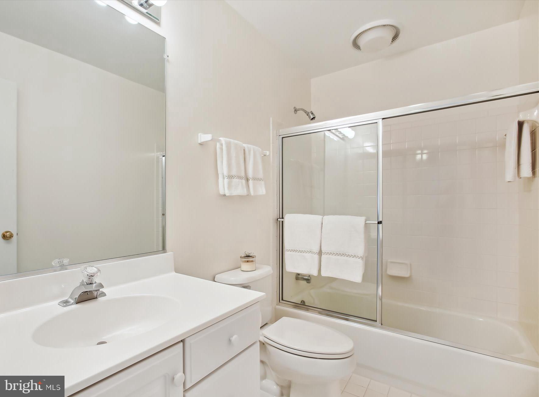 MADRILLON ESTATES - Residential