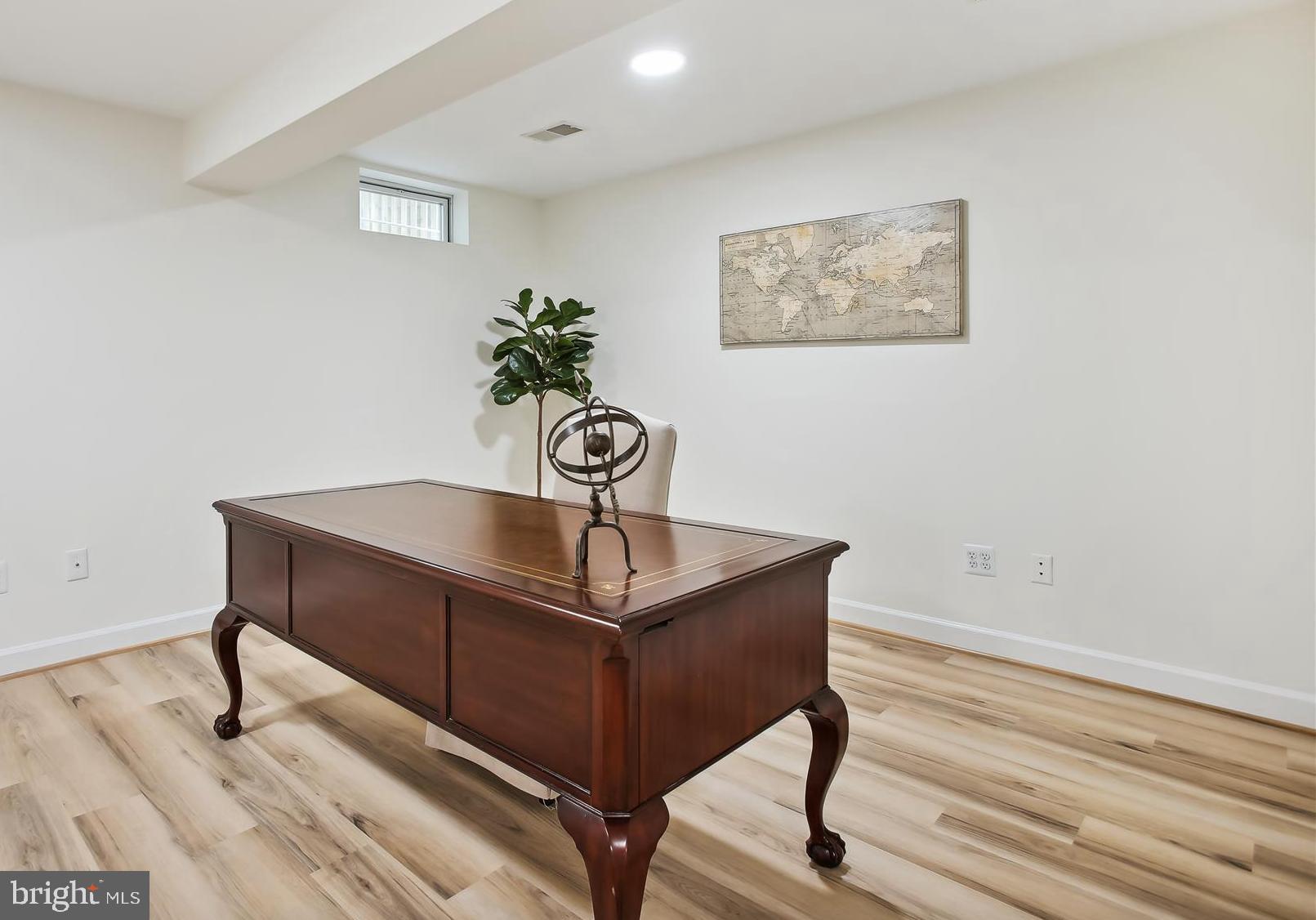 MADRILLON ESTATES - Residential