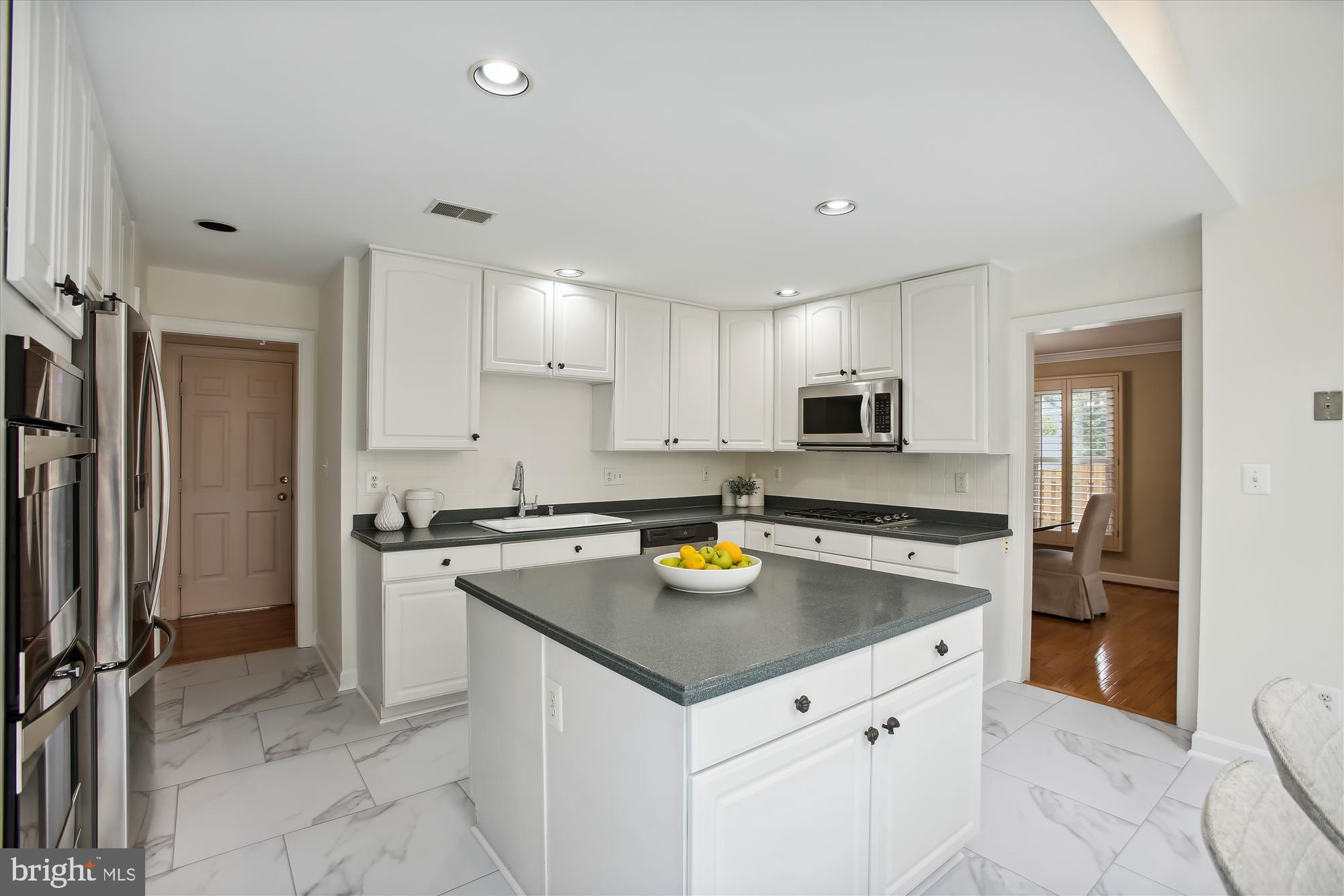 MADRILLON ESTATES - Residential