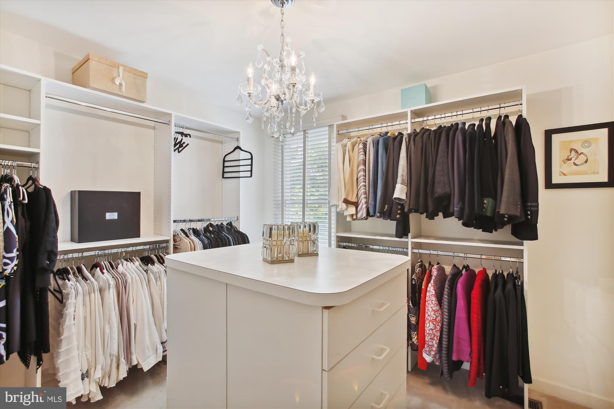 MADRILLON ESTATES - Residential