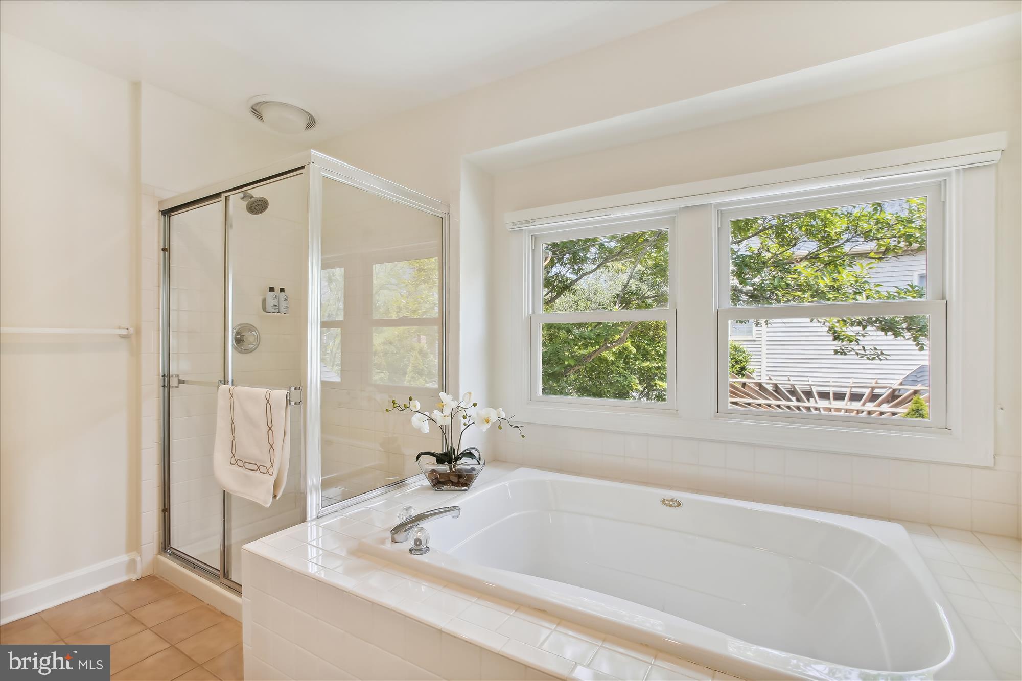 MADRILLON ESTATES - Residential