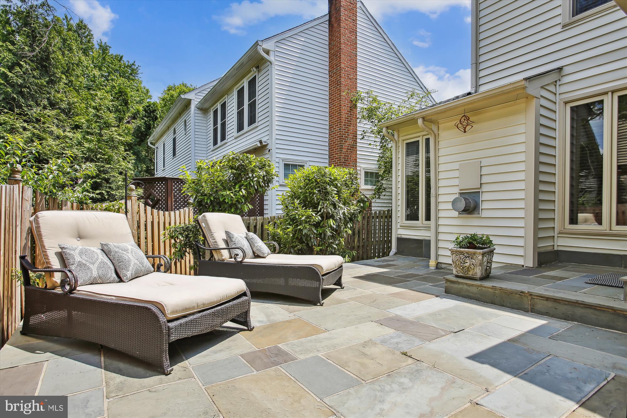 MADRILLON ESTATES - Residential