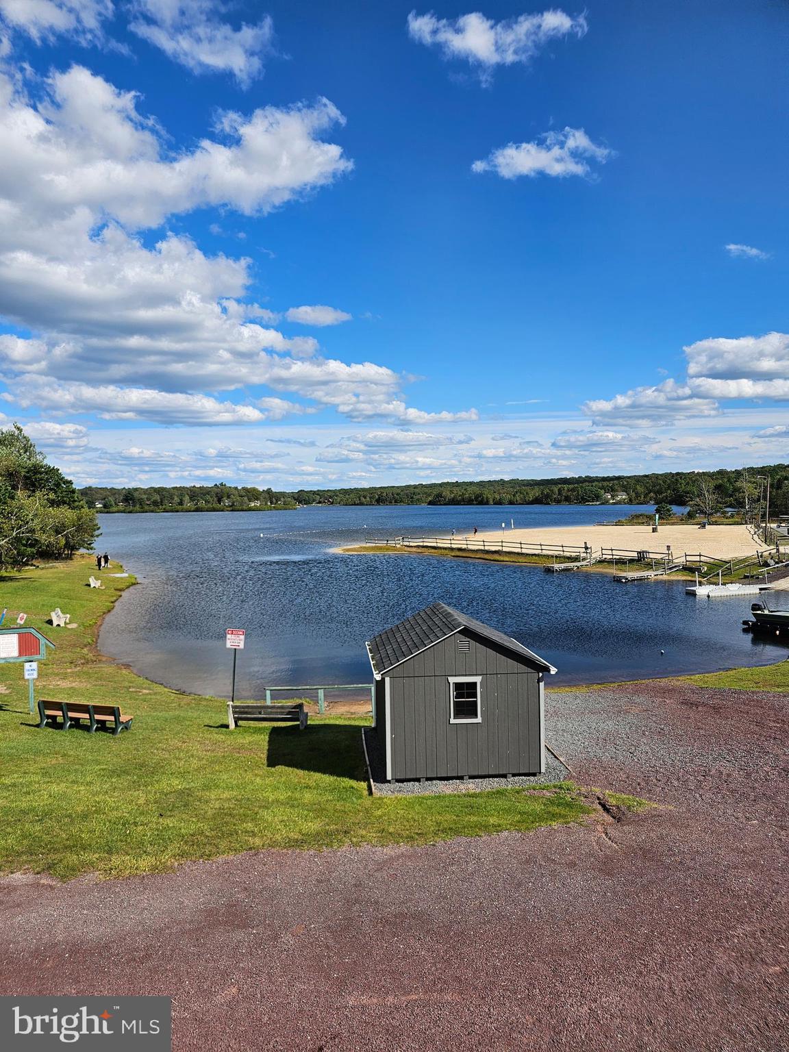 TOWAMENSING TRAILS - Residential