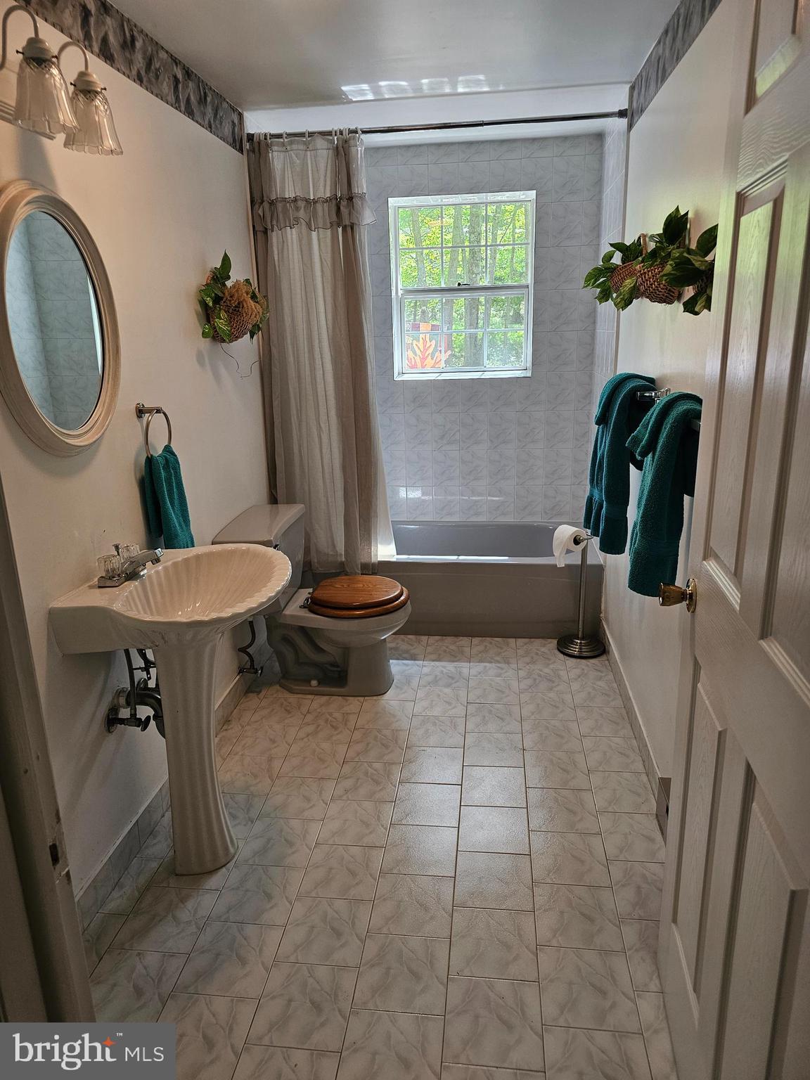 TOWAMENSING TRAILS - Residential