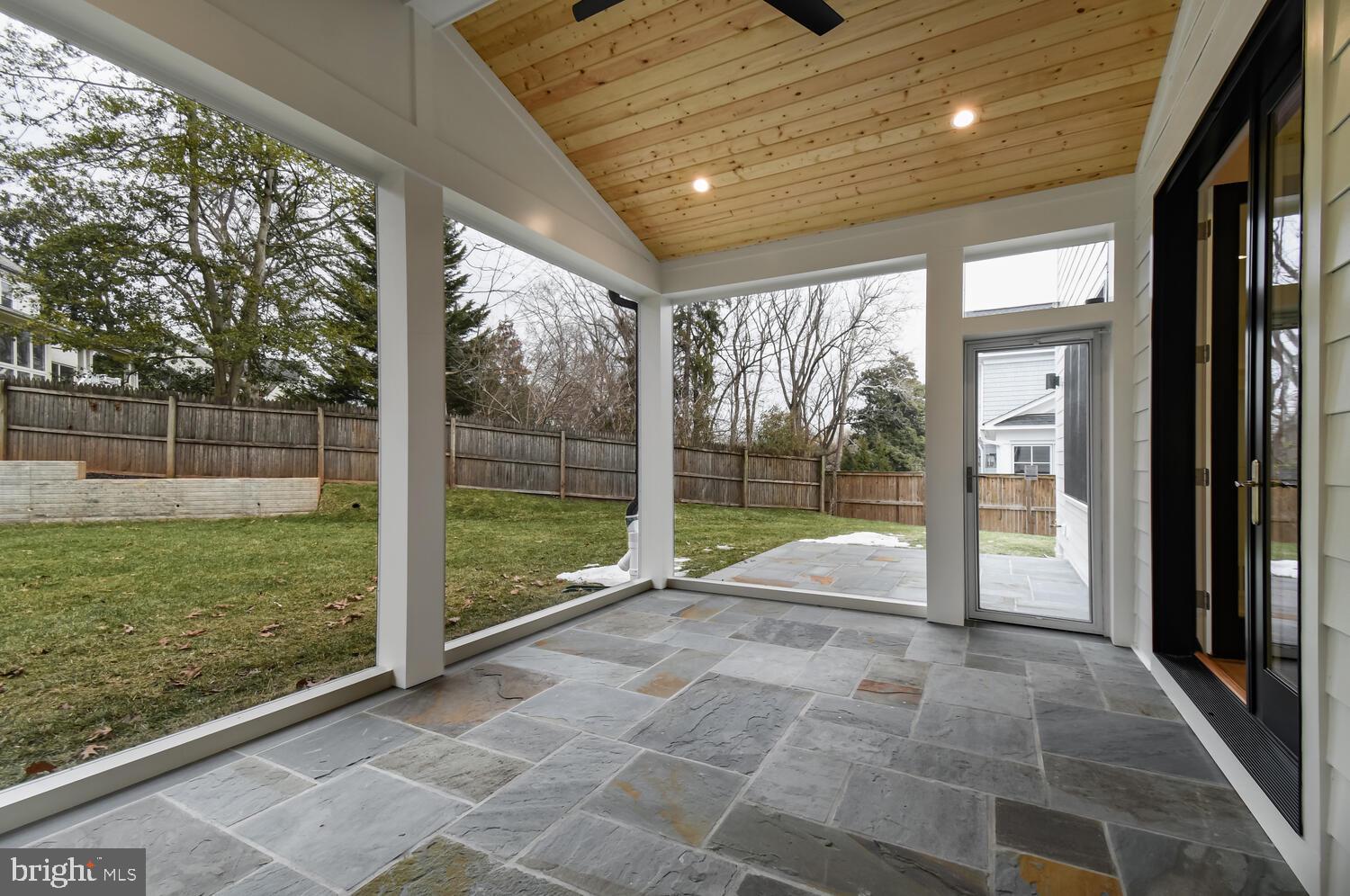 BRADLEY WOODS - Residential