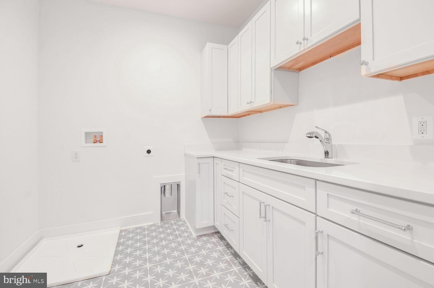 BRADLEY WOODS - Residential