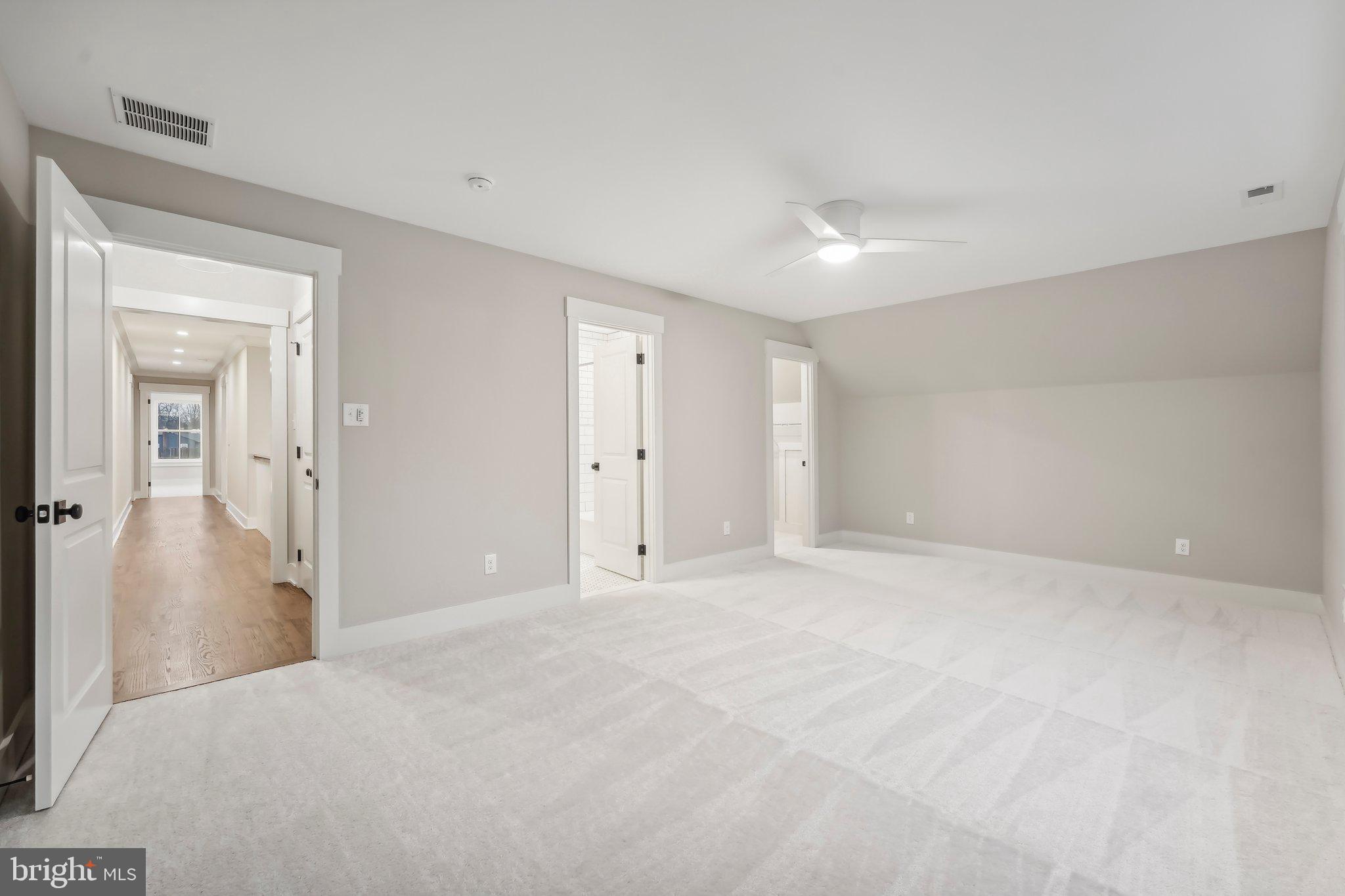THE WOODS AT ROSE TREE - Residential