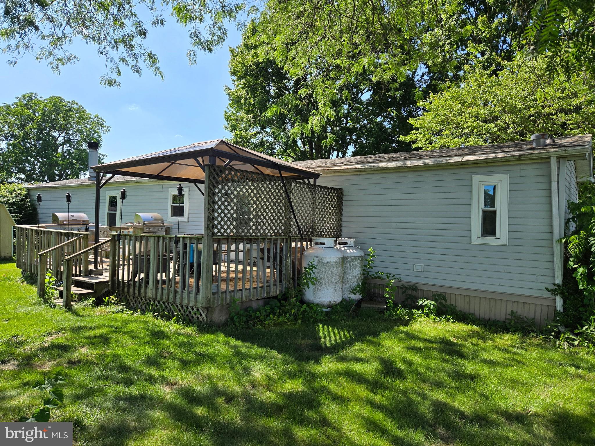 2328 ROCKVALE ROAD