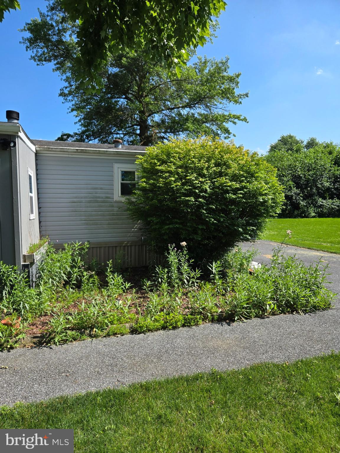 2328 ROCKVALE ROAD