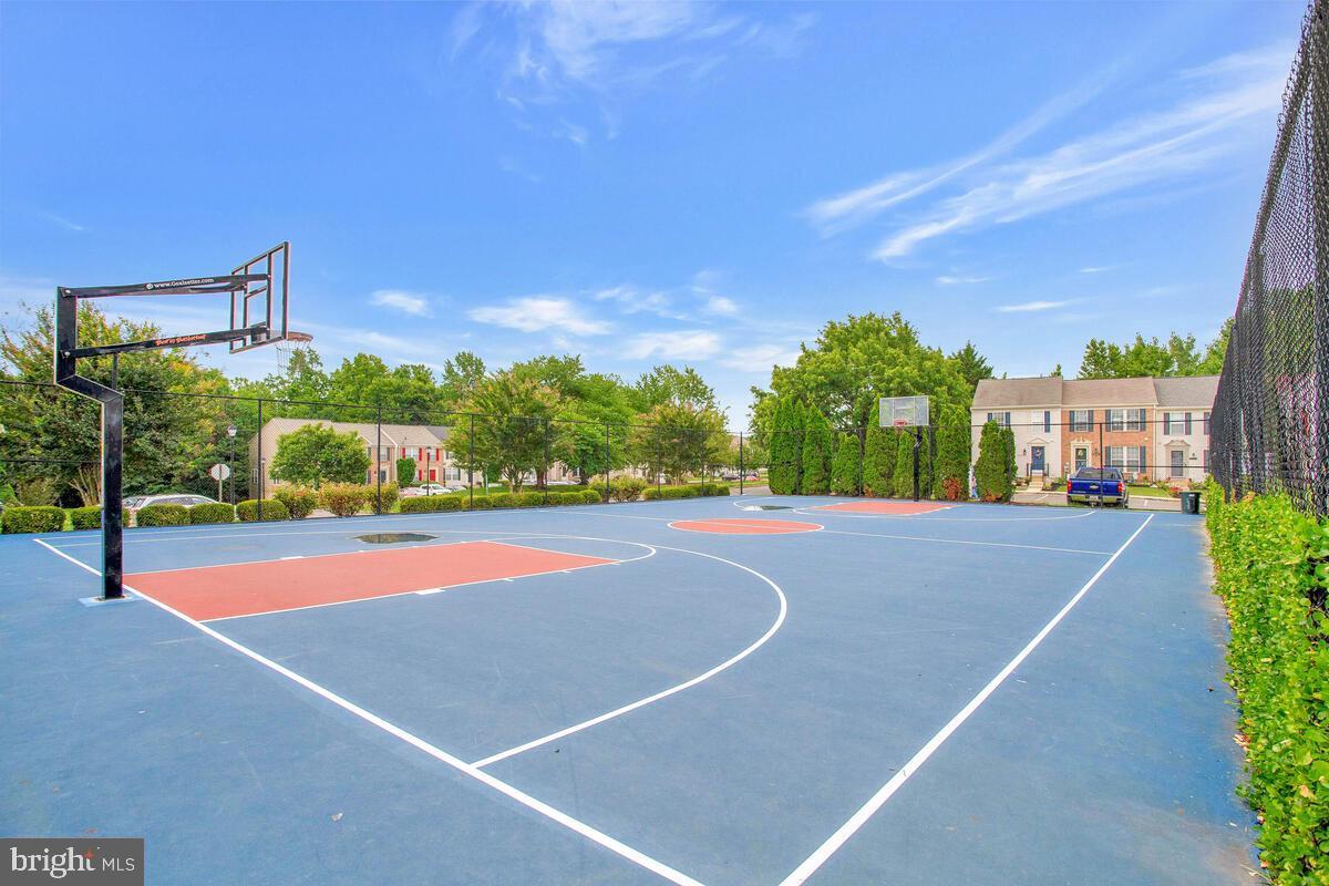 RICHFIELD STATION VILLAGE - Residential