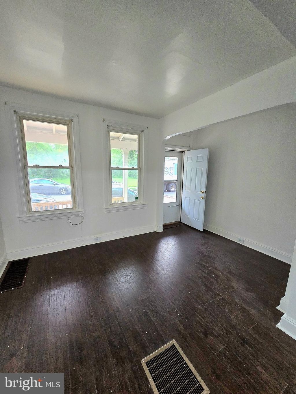 Photo of 569 Smith Street, YORK, PA 17404 (MLS # PAYK2090128)