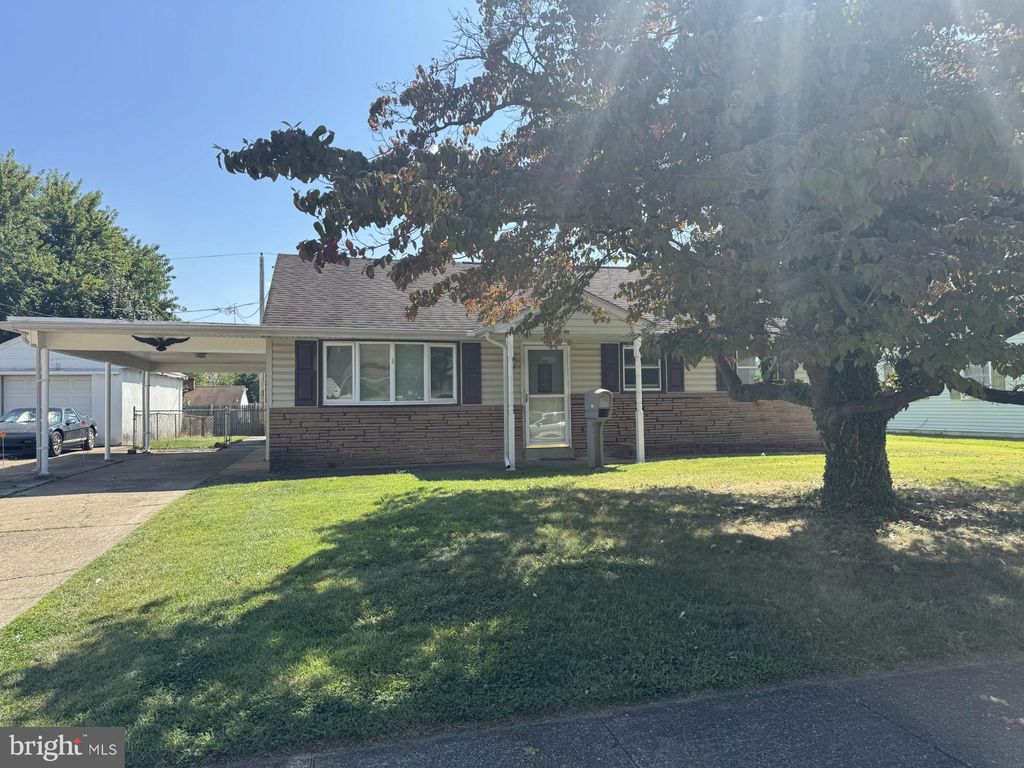 Photo of 168 Edge Avenue, NEW CASTLE, DE 19720 (MLS # DENC2089020)