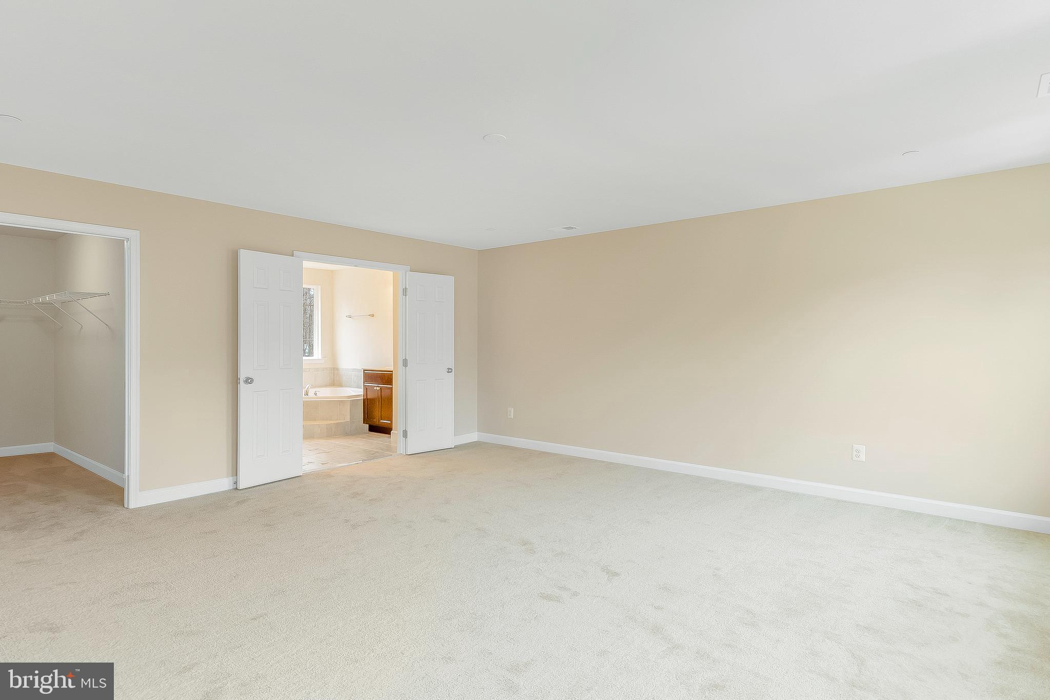 PORTOBELLO ESTATES - Residential