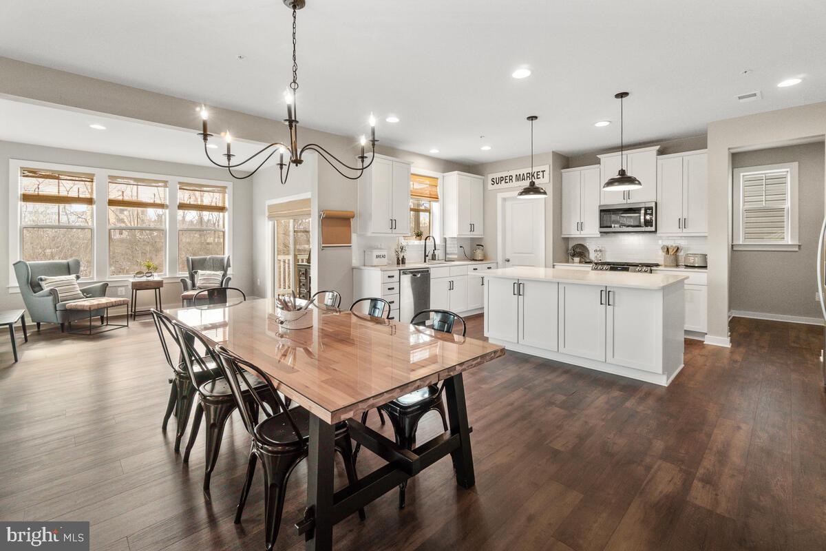 TUSCARORA CREEK - Residential