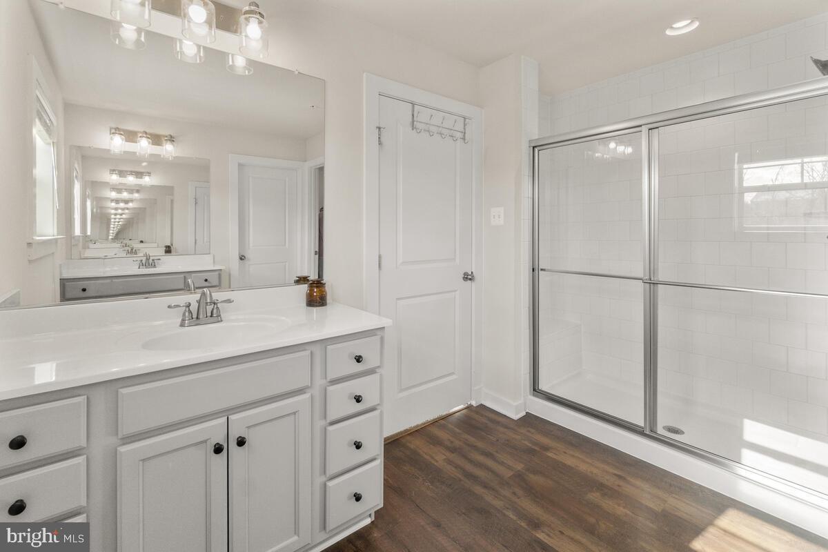 TUSCARORA CREEK - Residential