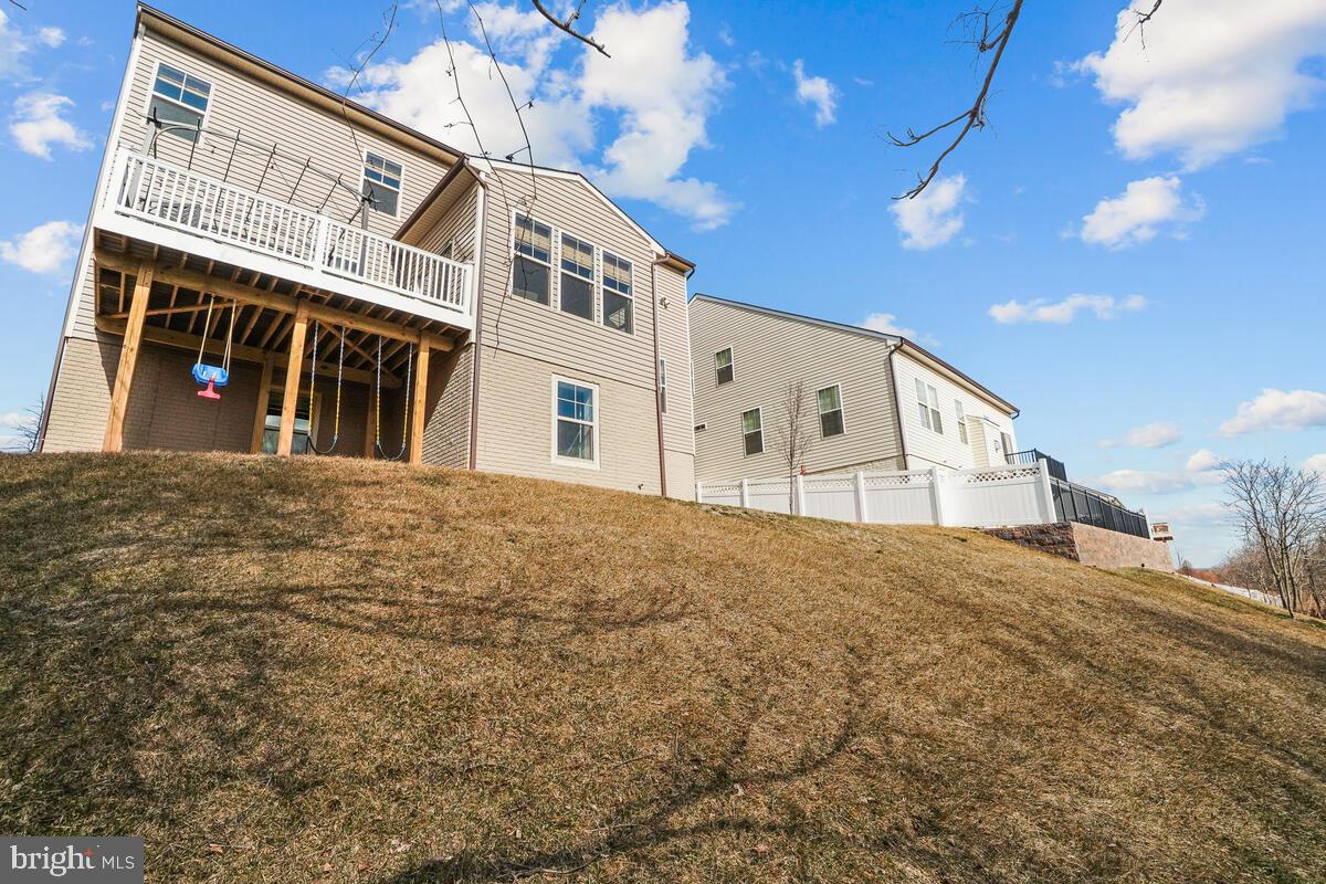 TUSCARORA CREEK - Residential