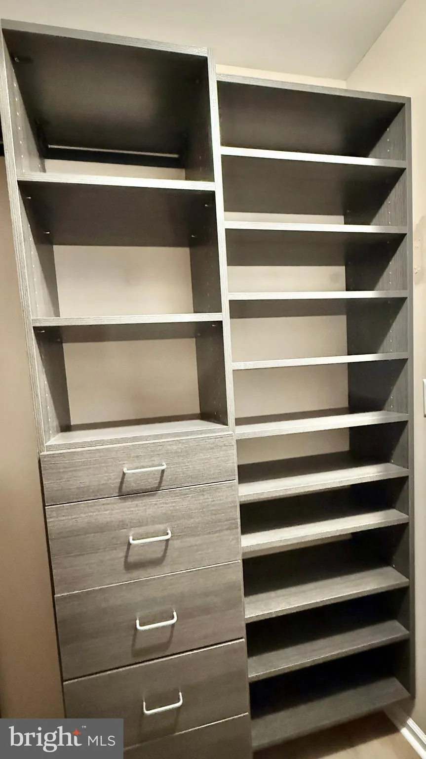 Princeton, New Jersey 08540, United States, 3 Bedrooms Bedrooms, ,3 BathroomsBathrooms,Residential,Contingent,122626