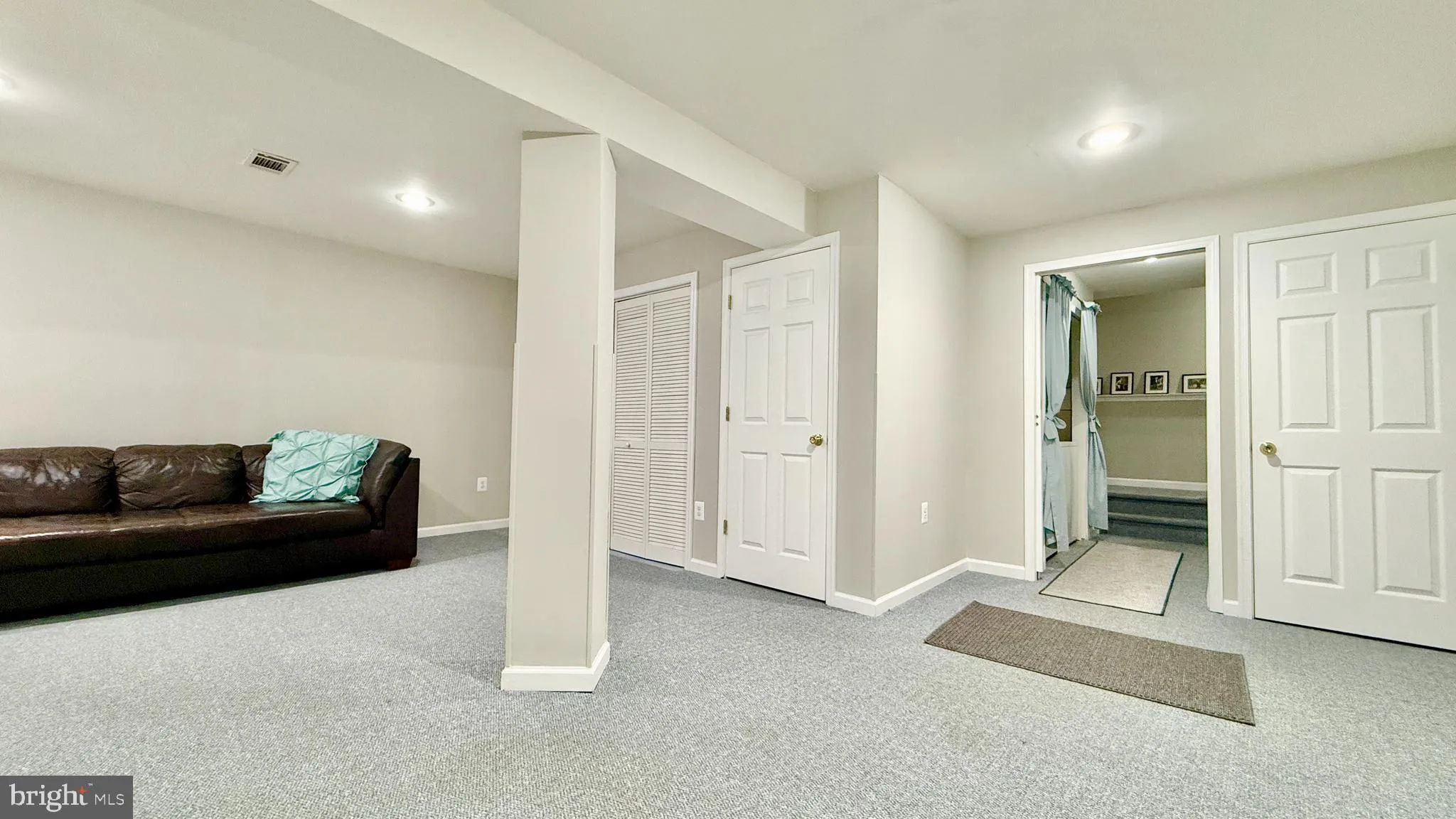 Princeton, New Jersey 08540, United States, 3 Bedrooms Bedrooms, ,3 BathroomsBathrooms,Residential,Contingent,122626