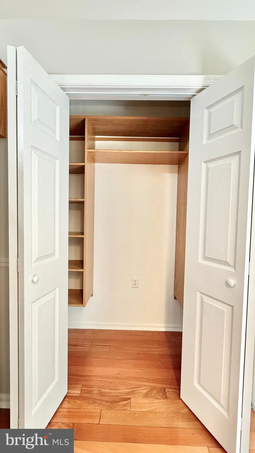 Princeton, New Jersey 08540, United States, 3 Bedrooms Bedrooms, ,3 BathroomsBathrooms,Residential,Contingent,122626