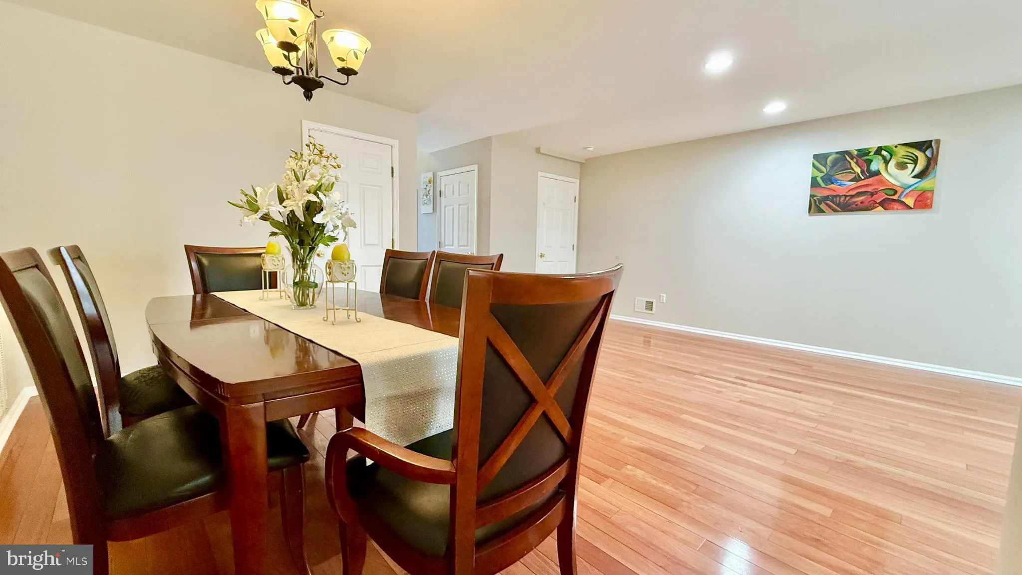 Princeton, New Jersey 08540, United States, 3 Bedrooms Bedrooms, ,3 BathroomsBathrooms,Residential,Contingent,122626