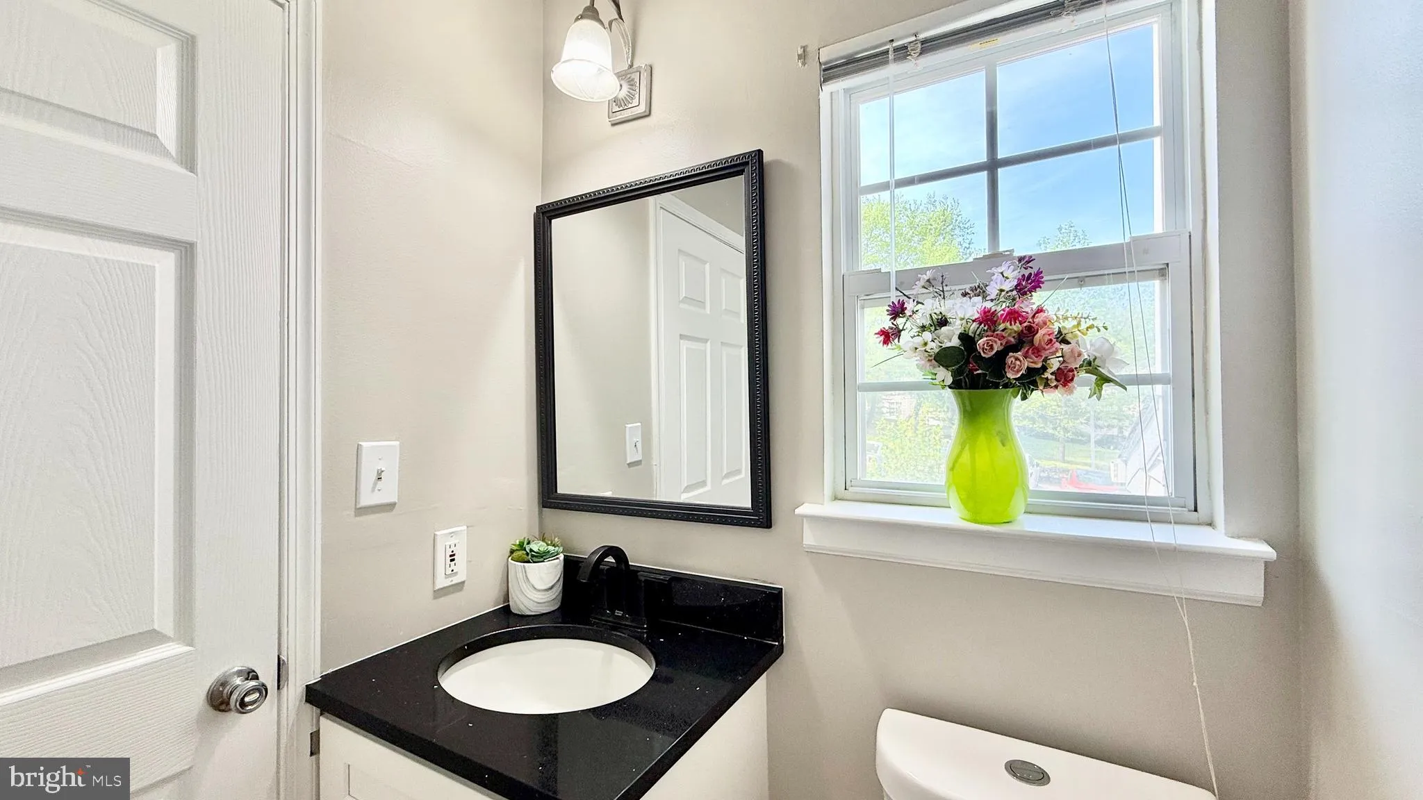 Princeton, New Jersey 08540, United States, 3 Bedrooms Bedrooms, ,3 BathroomsBathrooms,Residential,Contingent,122626