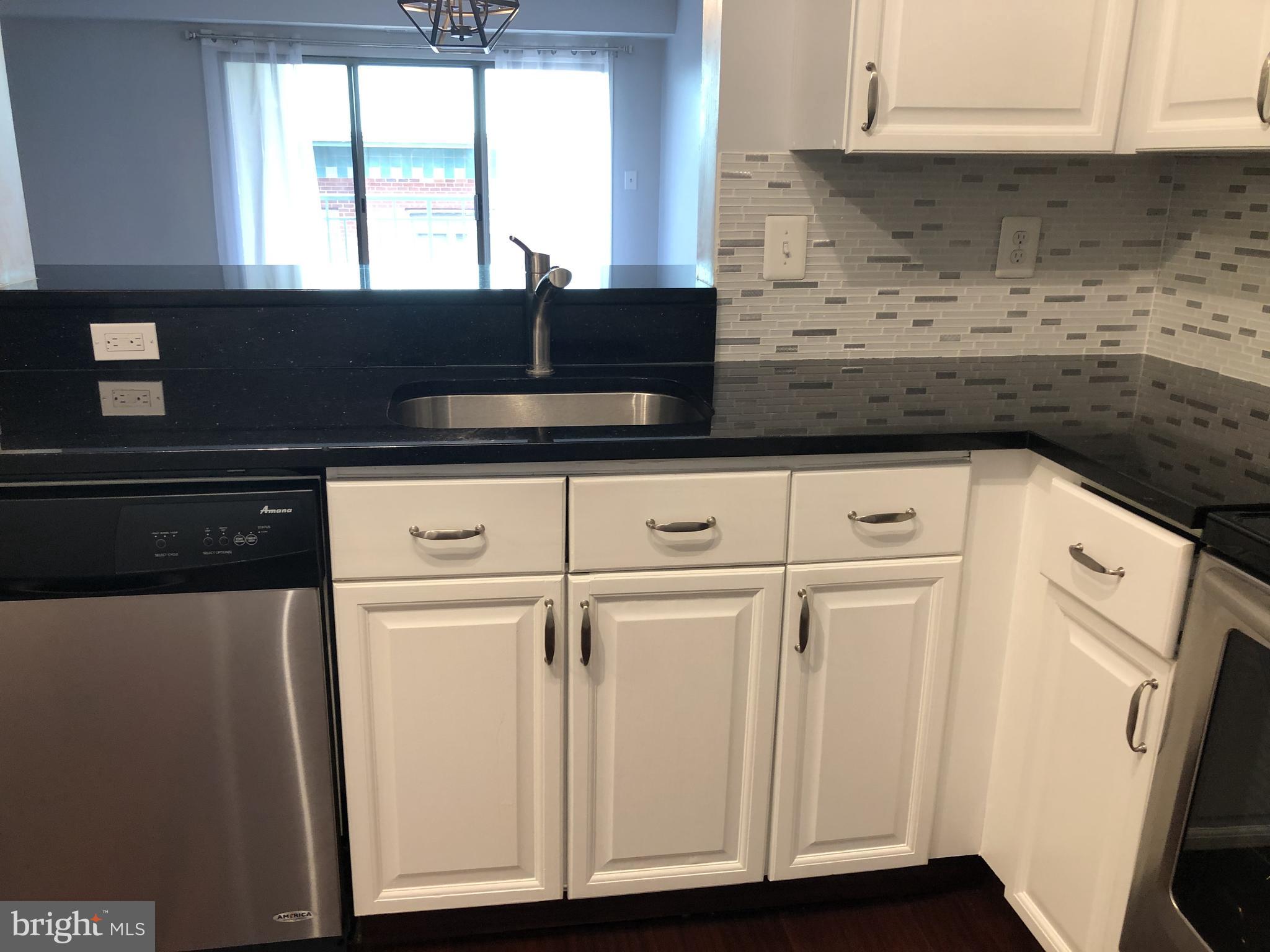 545 E BRADDOCK ROAD 304