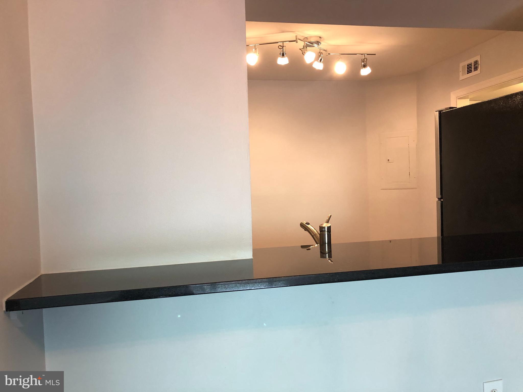 545 E BRADDOCK ROAD 304