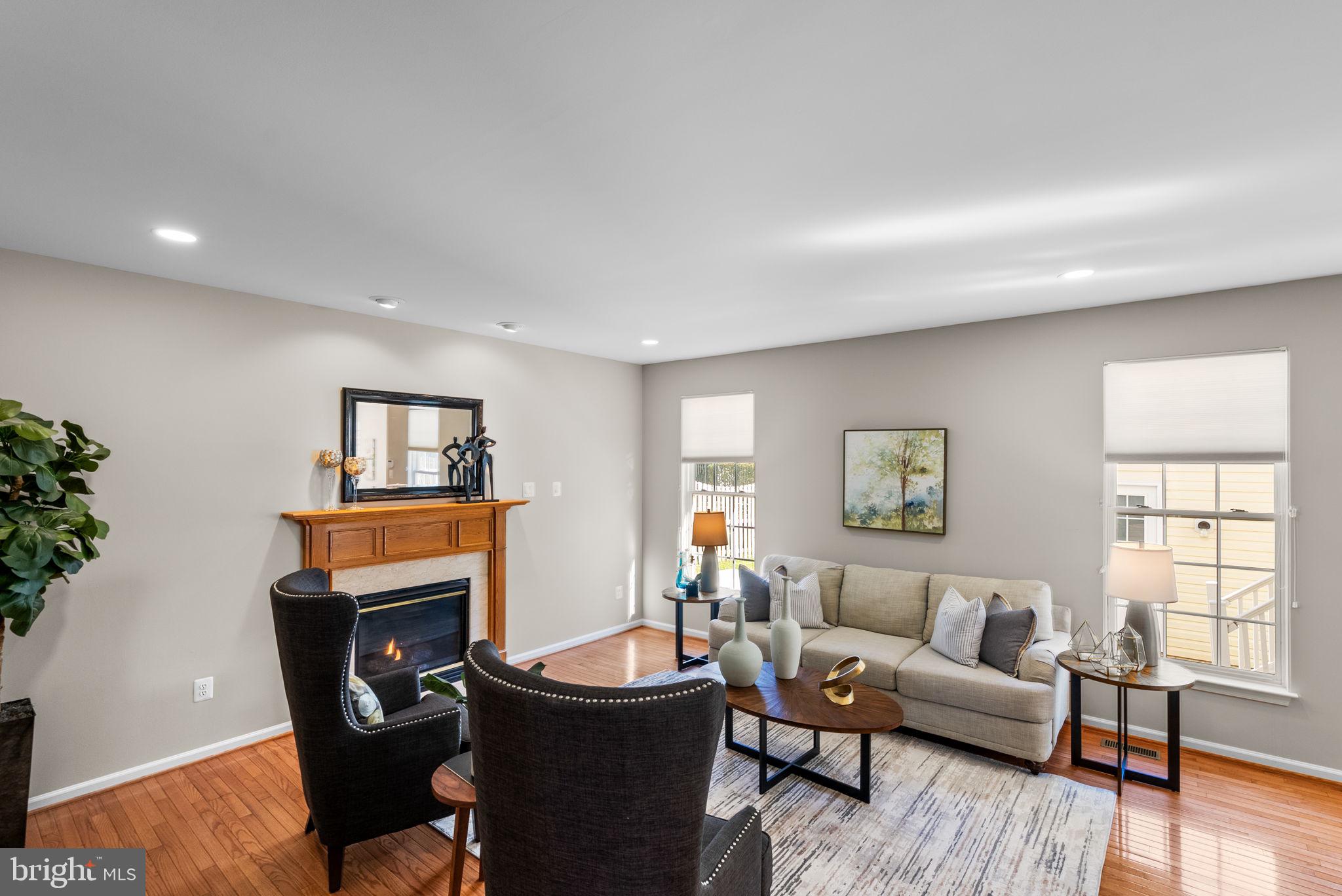 THE VISTAS AT WOODCLIFFE PARK - Residential