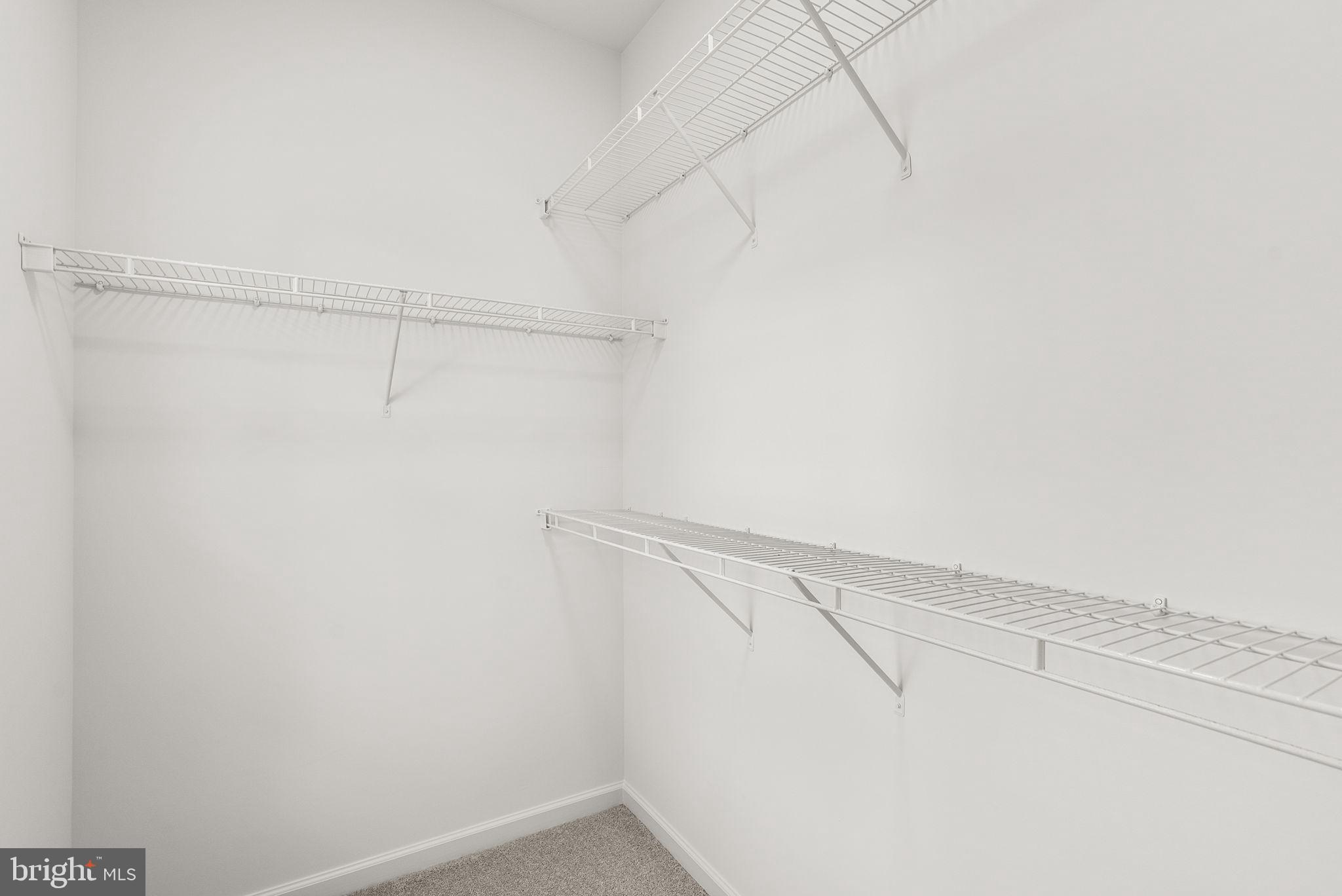 THE VISTAS AT WOODCLIFFE PARK - Residential