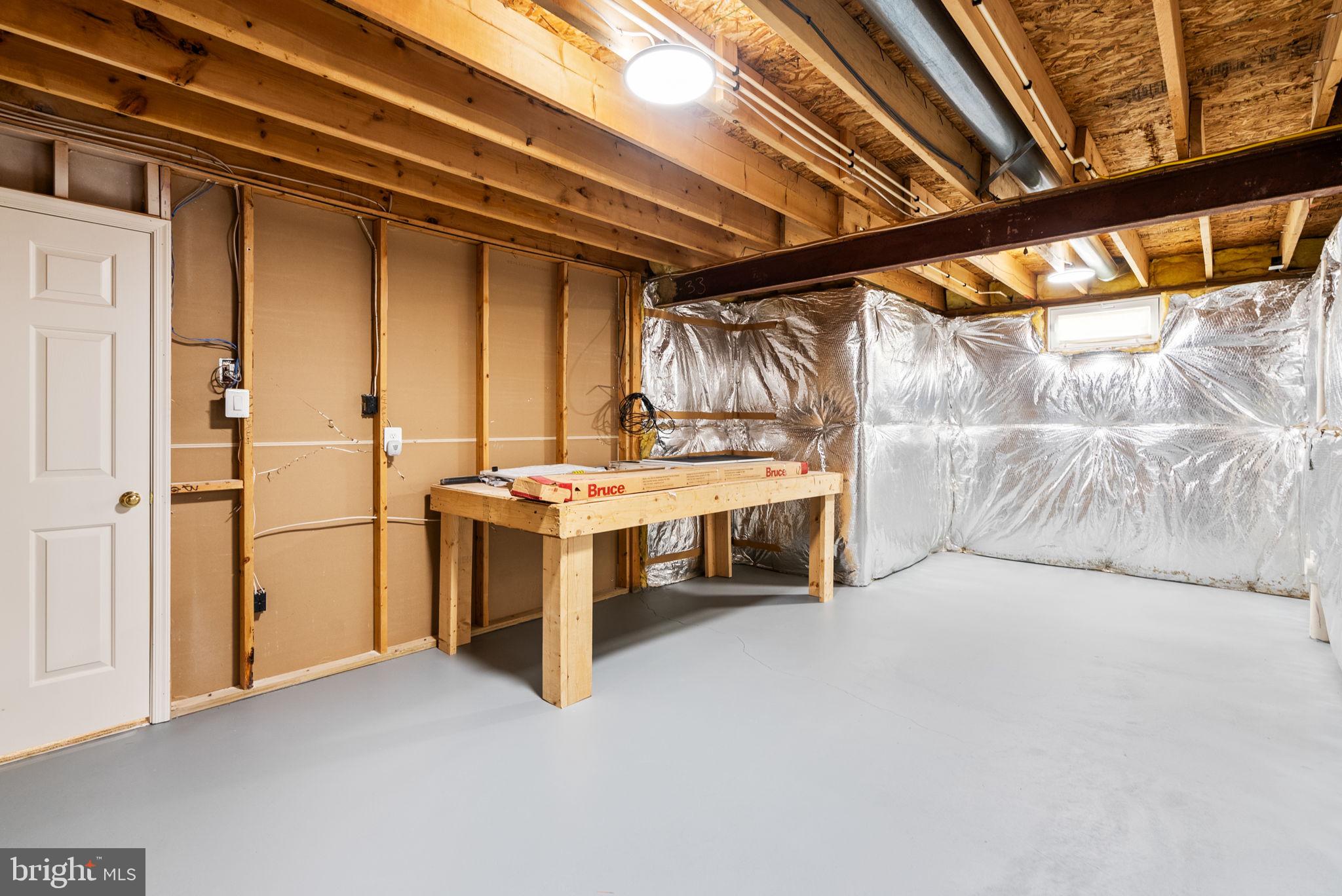 THE VISTAS AT WOODCLIFFE PARK - Residential