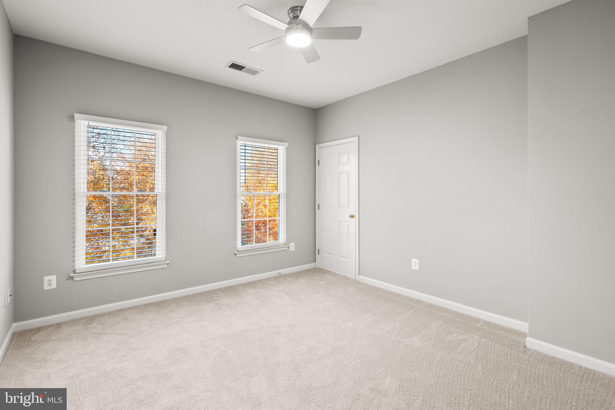 THE VISTAS AT WOODCLIFFE PARK - Residential