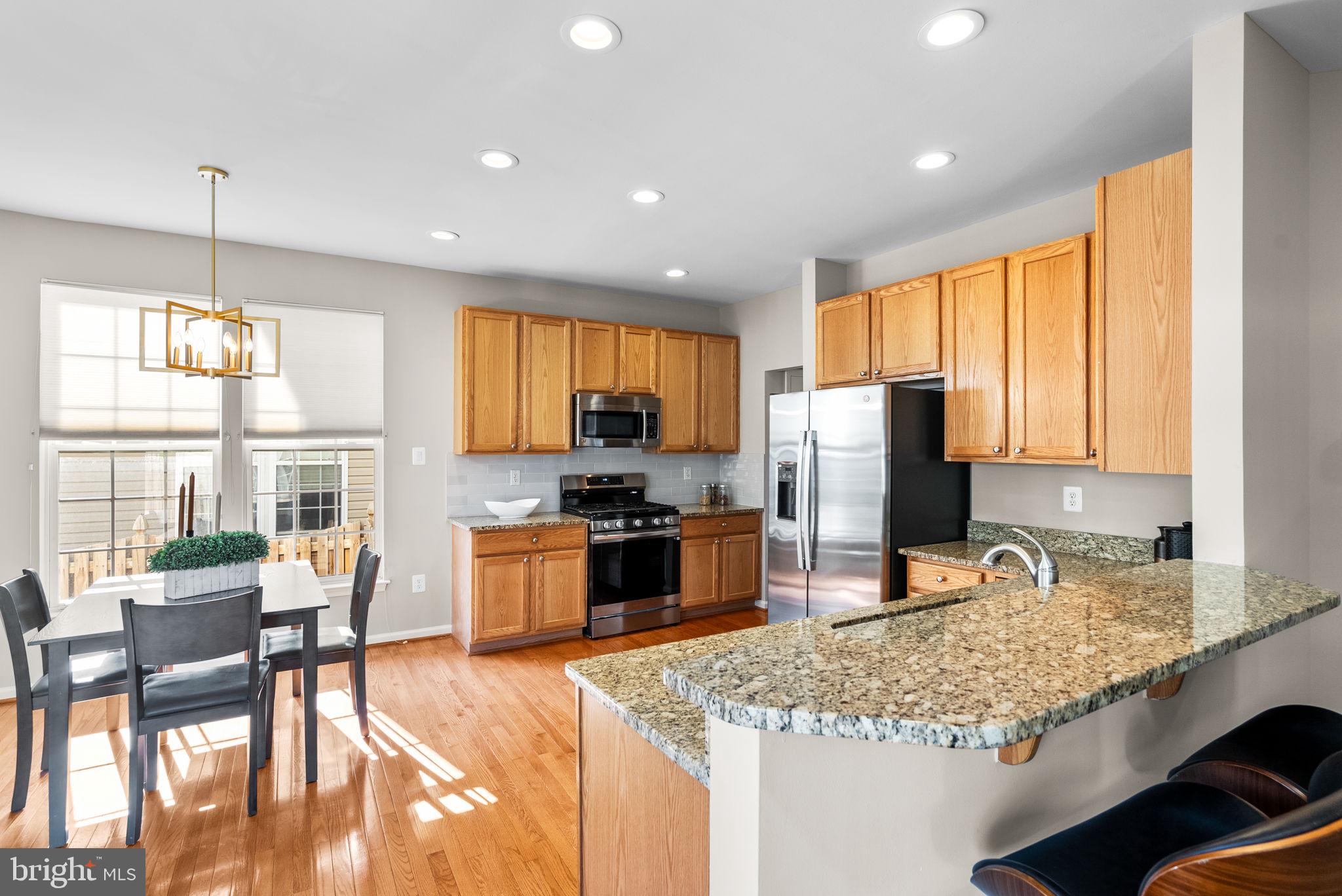 THE VISTAS AT WOODCLIFFE PARK - Residential