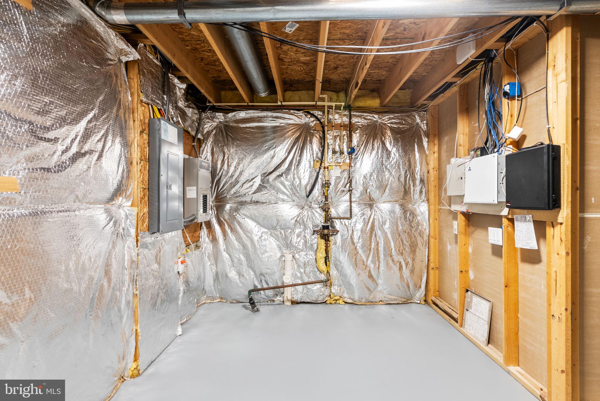 THE VISTAS AT WOODCLIFFE PARK - Residential