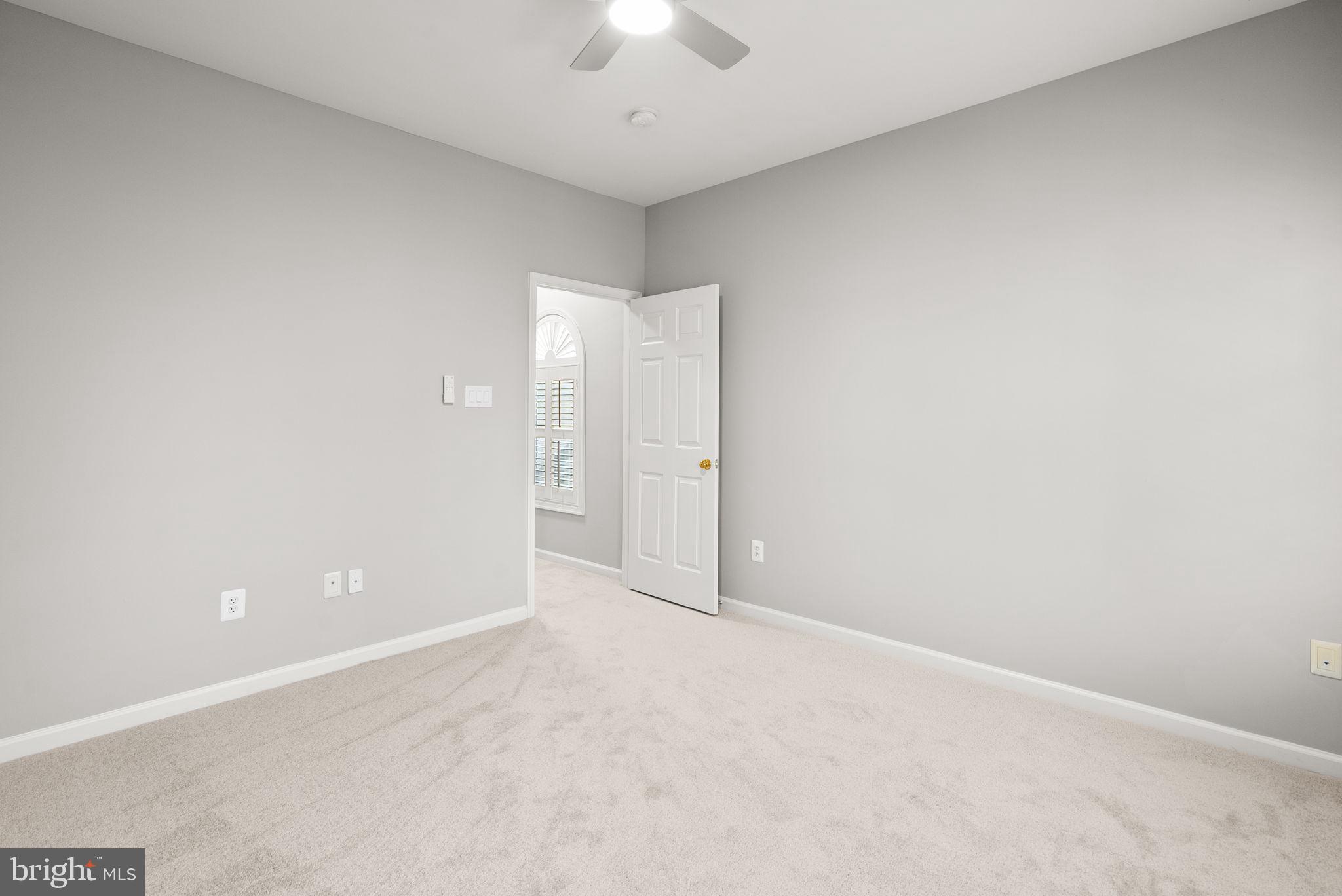 THE VISTAS AT WOODCLIFFE PARK - Residential