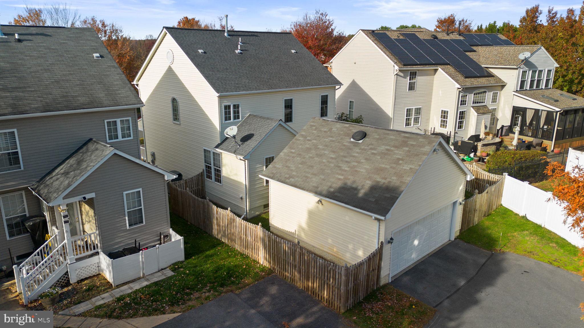 THE VISTAS AT WOODCLIFFE PARK - Residential
