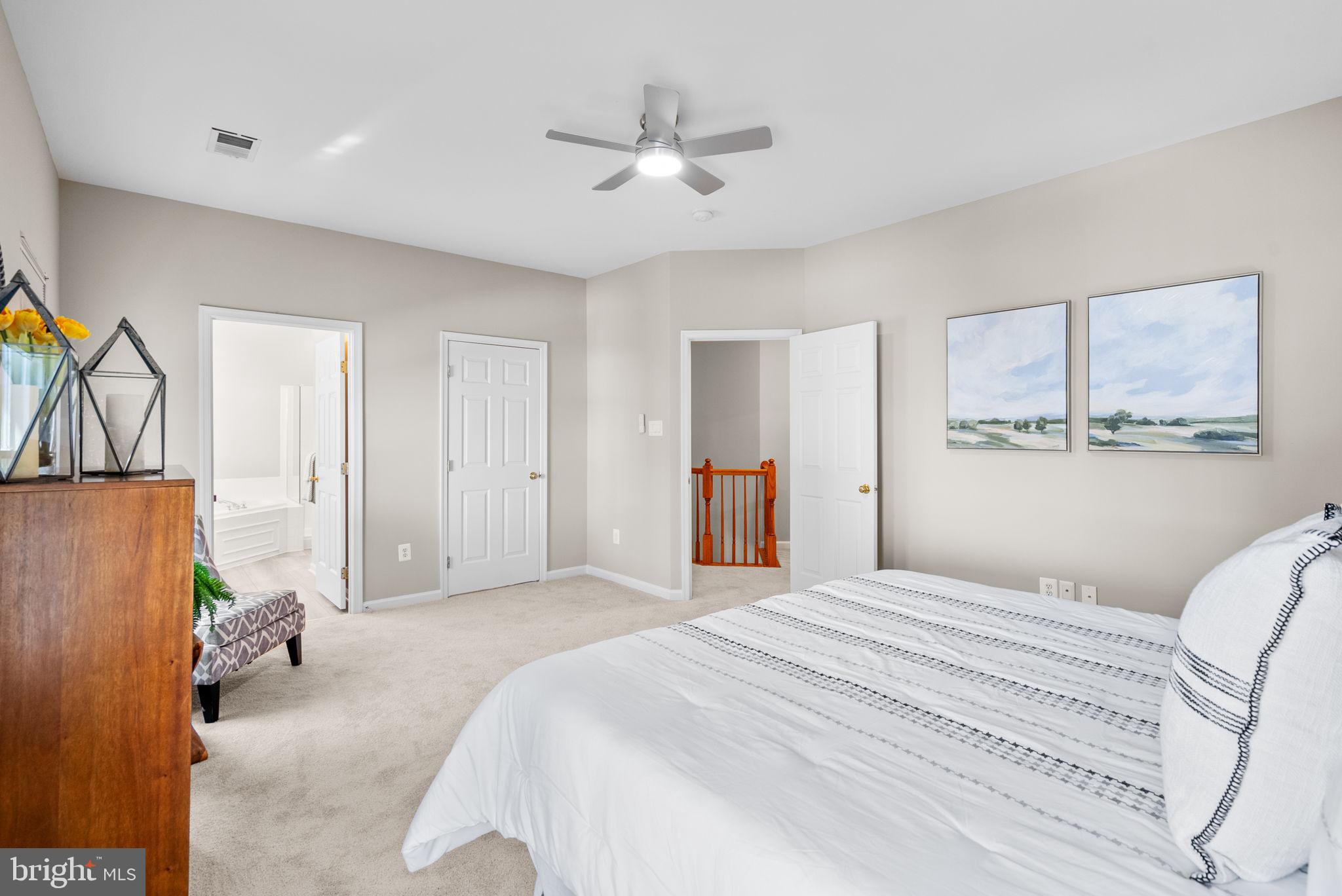 THE VISTAS AT WOODCLIFFE PARK - Residential