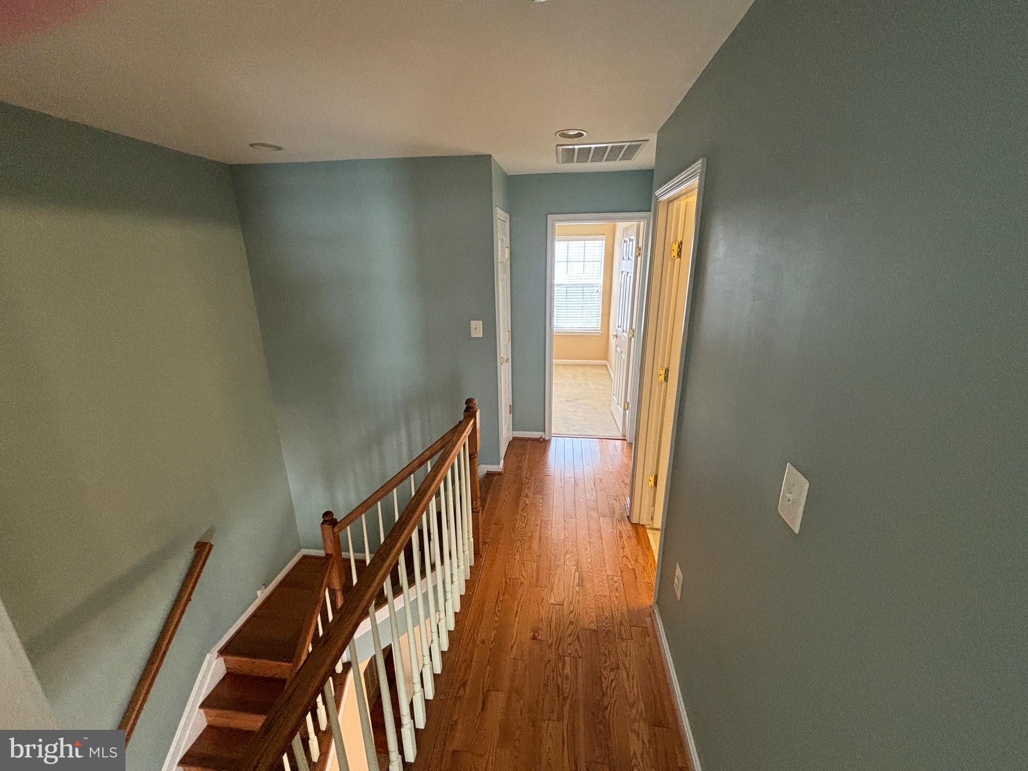 AUTUMN CHASE HUNT - Residential Lease