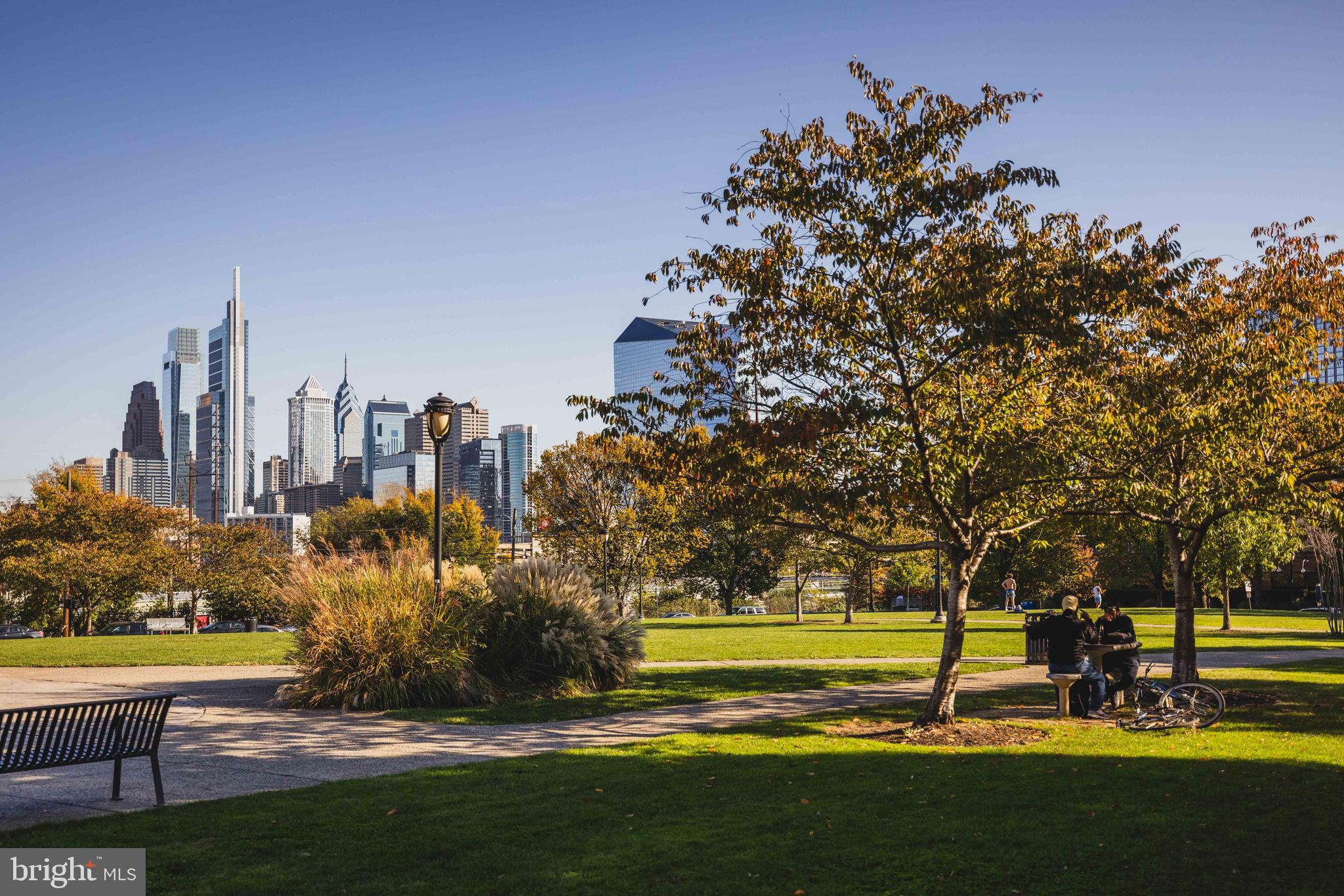 UNIVERSITY CITY - Residential Lease