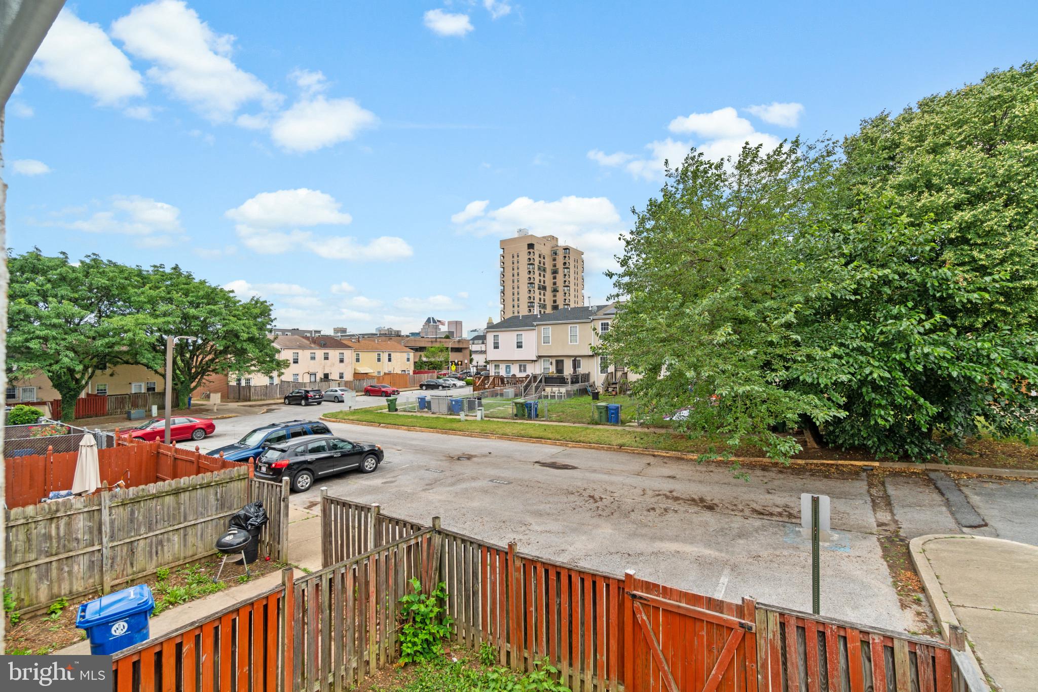 ASHLAND MEWS - Residential