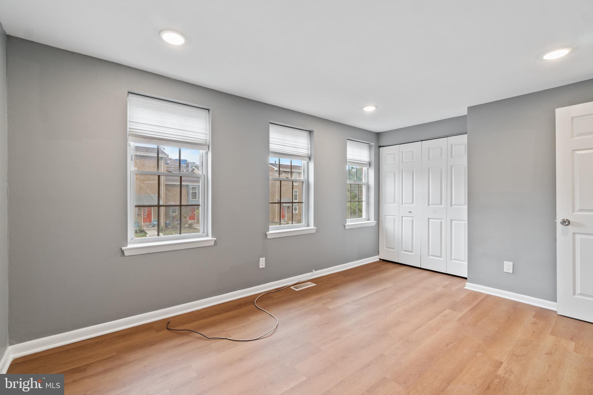 ASHLAND MEWS - Residential