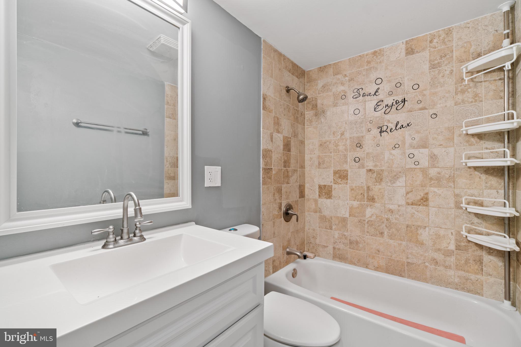 ASHLAND MEWS - Residential